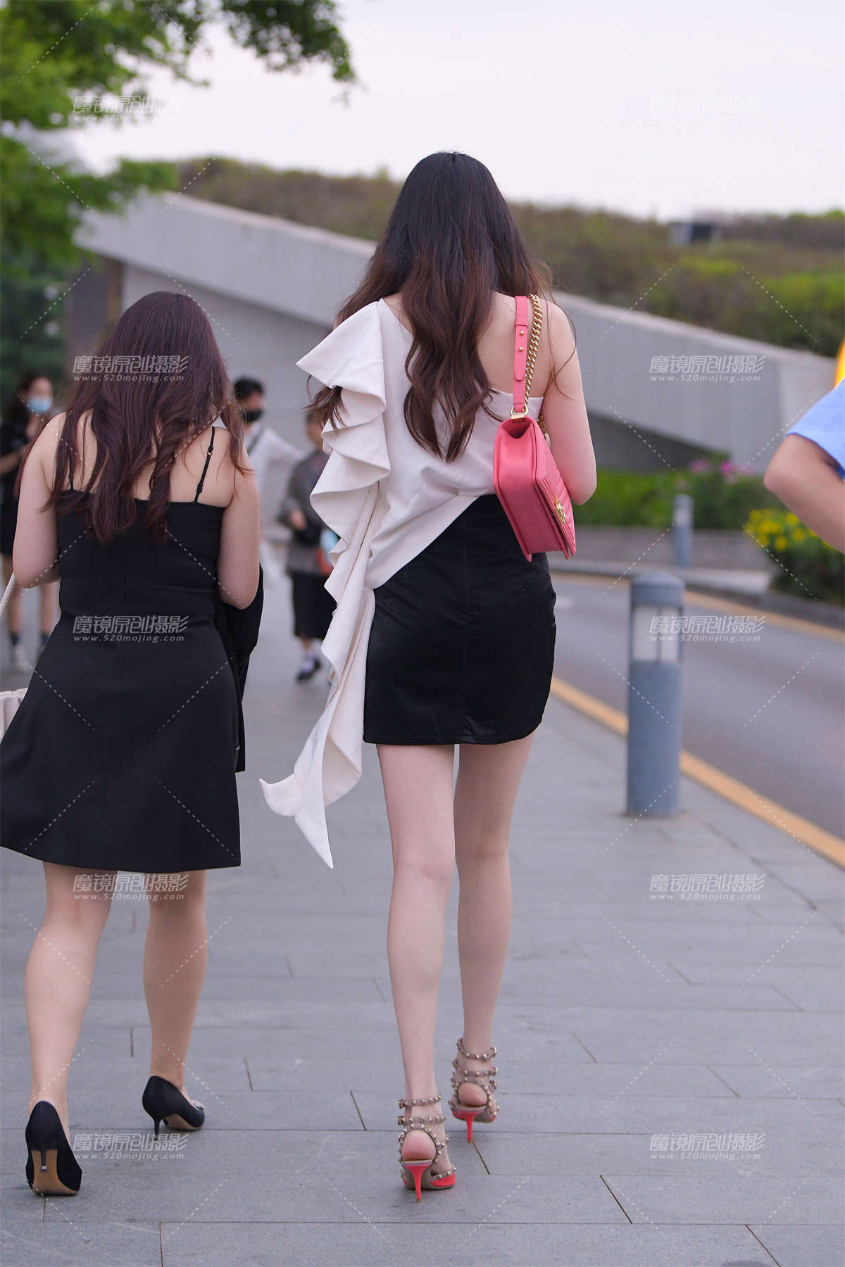 图片[2]-笔直的大长腿小仙女~-日更街拍