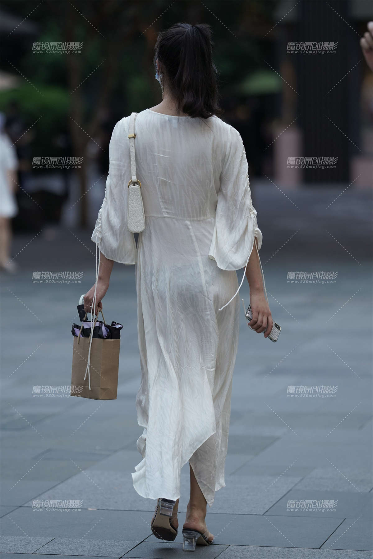 图片[2]-【凯恩赛贴】舒适的连衣裙-日更街拍