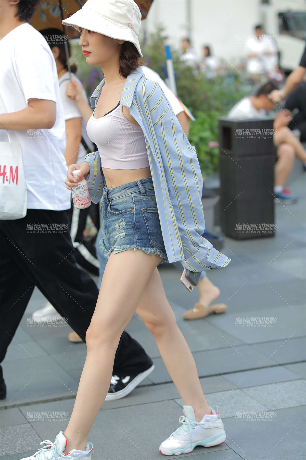 图片[2]-热裤小妹-日更街拍