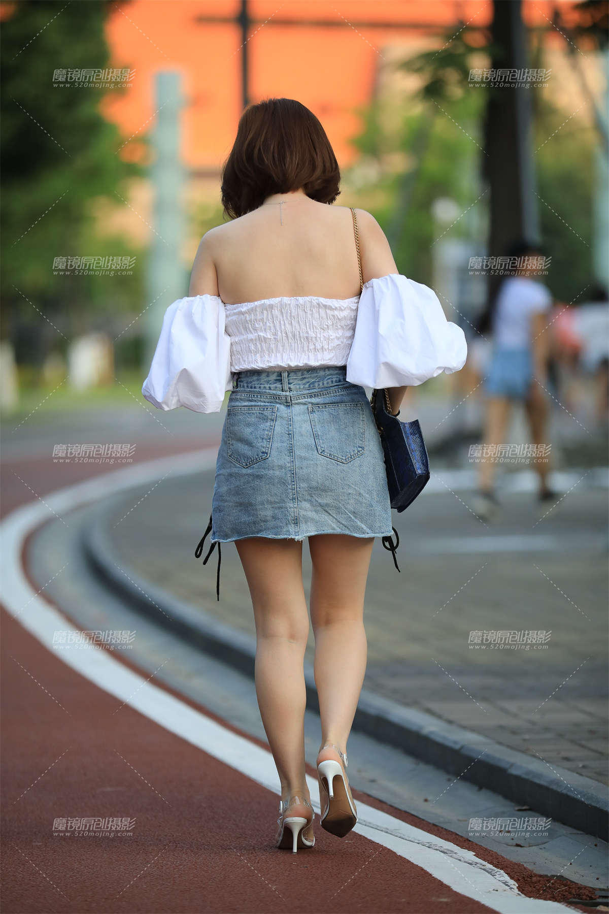 图片[2]-28岁的轻熟美 总能打动18岁的我-日更街拍