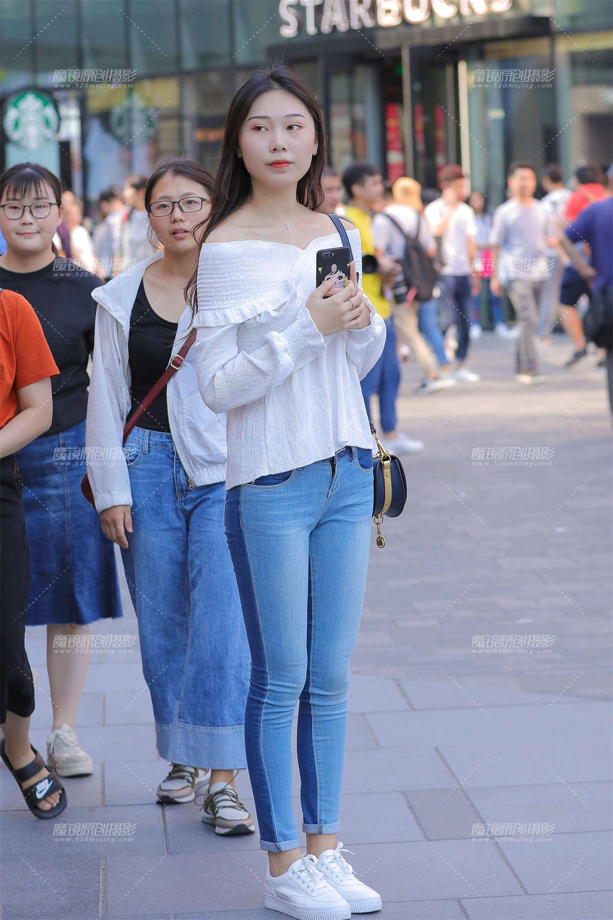 特色紧牛-日更街拍