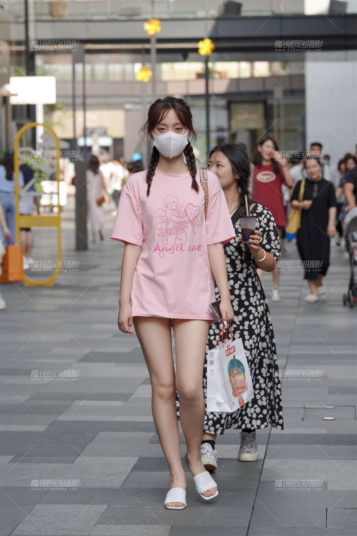 美腿小妹-日更街拍