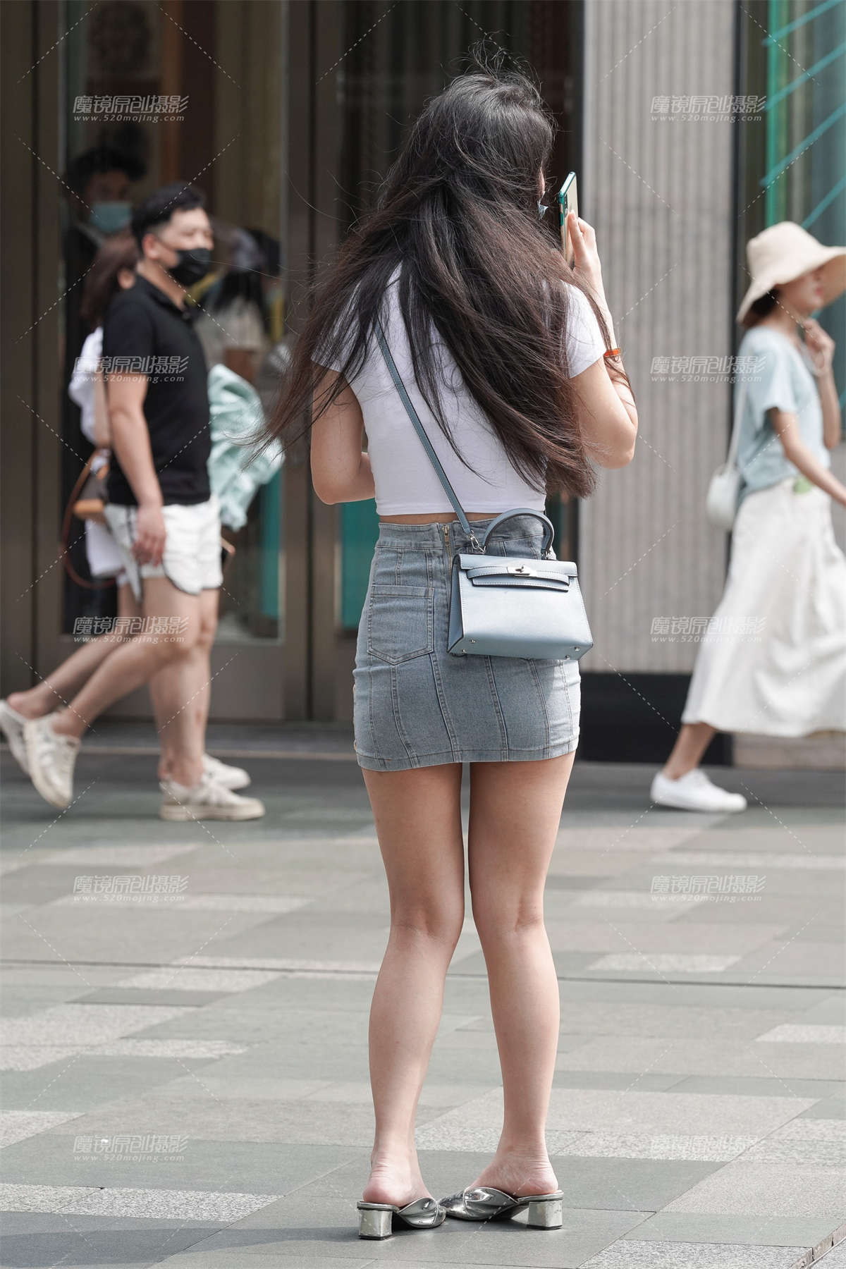 图片[2]-肉感短裙-日更街拍