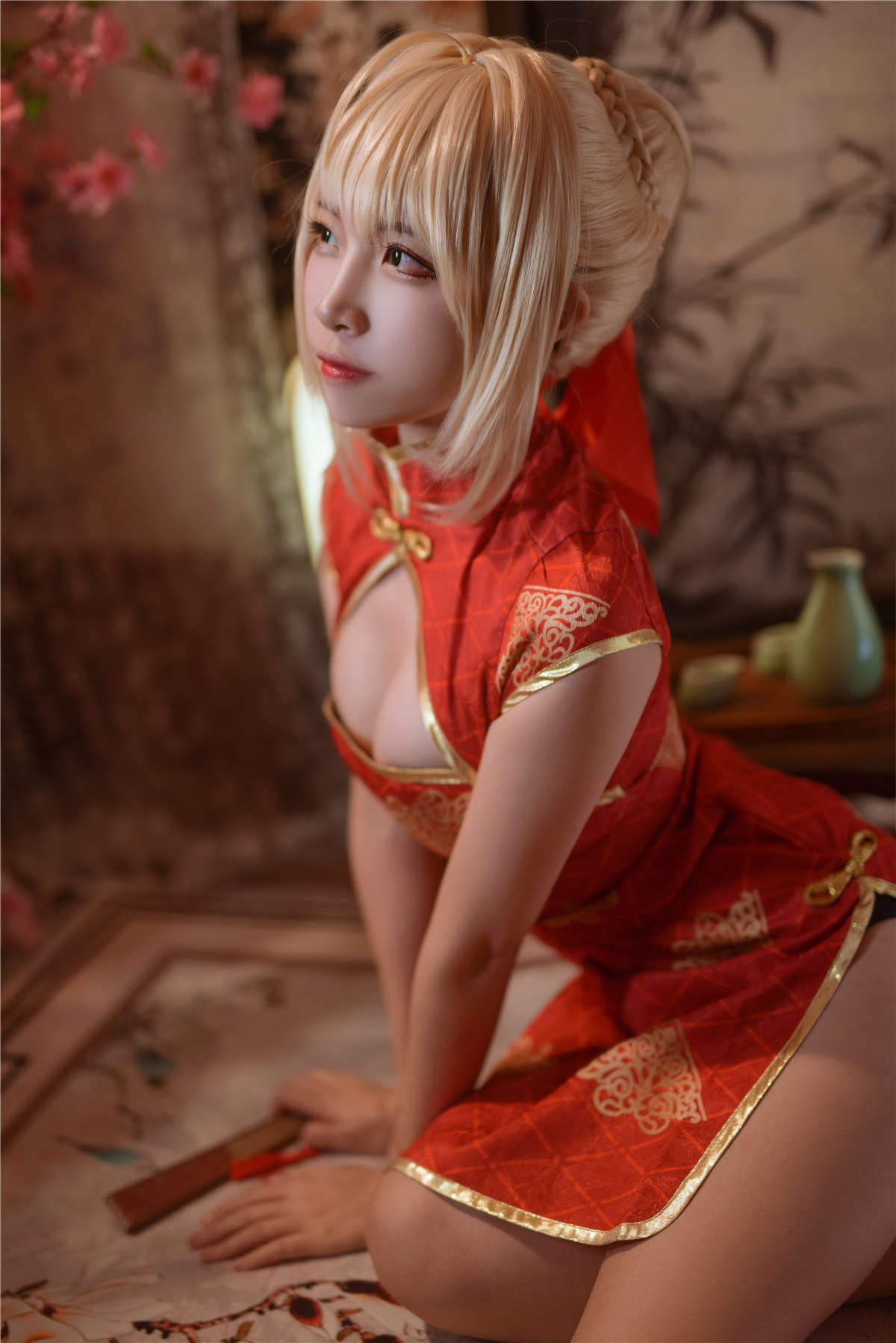 图片[2]-高产型Coser-二佐Nisa  Fate尼禄旗袍-日更街拍