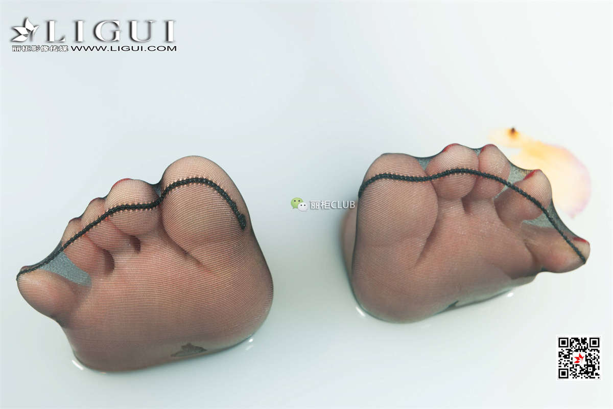 Ligui丽柜 2018.06.01 然然-日更街拍