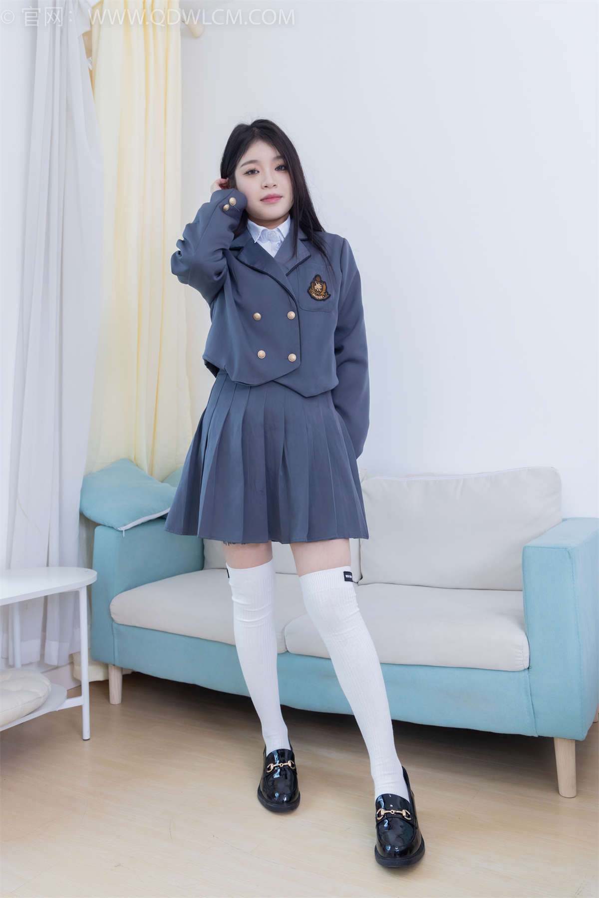 图片[2]-物恋传媒 NO.2218 闪闪-黑夜是平静的-日更街拍