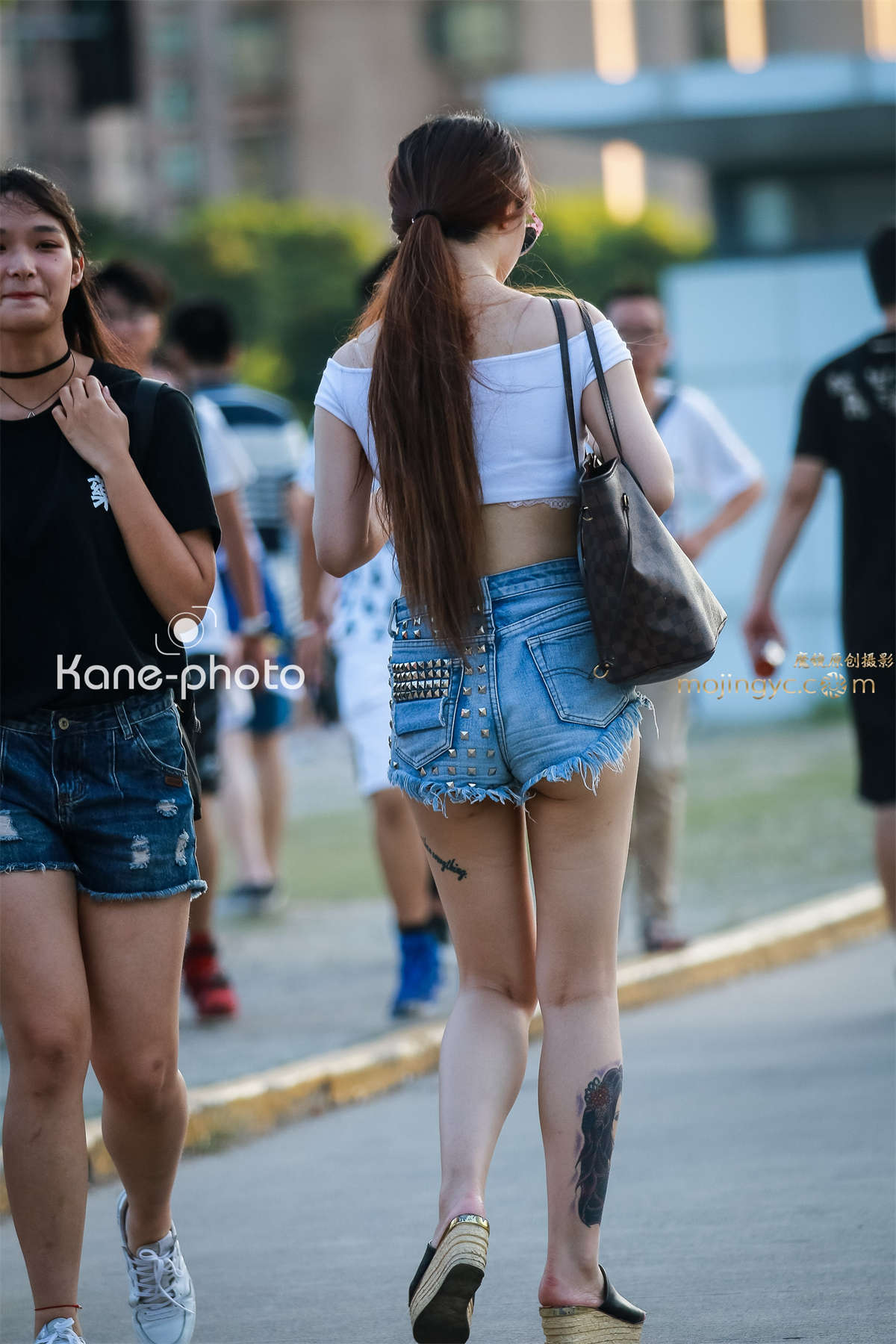 图片[2]-极品超短美女-日更街拍