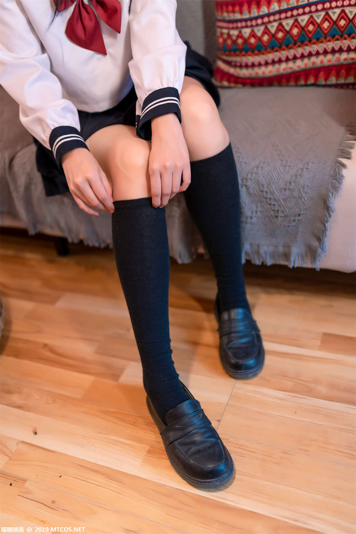 图片[2]-喵糖映画 SPL.010 粉民俗JK-日更街拍