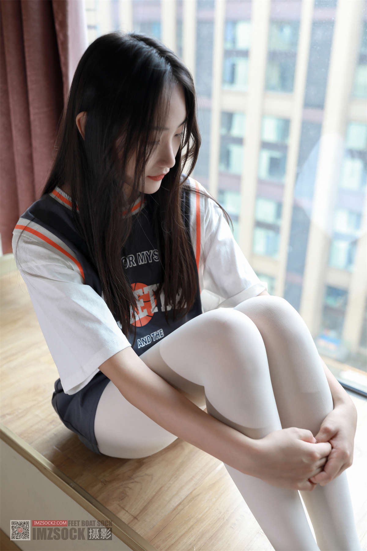 图片[2]-MZSOCK 2021 NO.032 君君-日更街拍