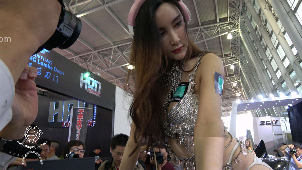 图片[2]-性感大长腿DJ美女-2-日更街拍