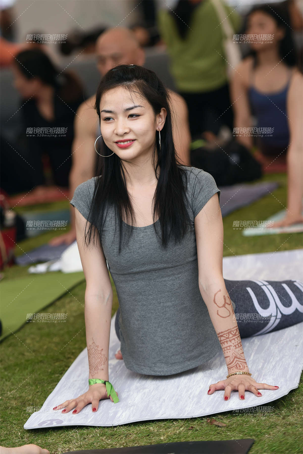 【咔喳赛贴】微笑-日更街拍