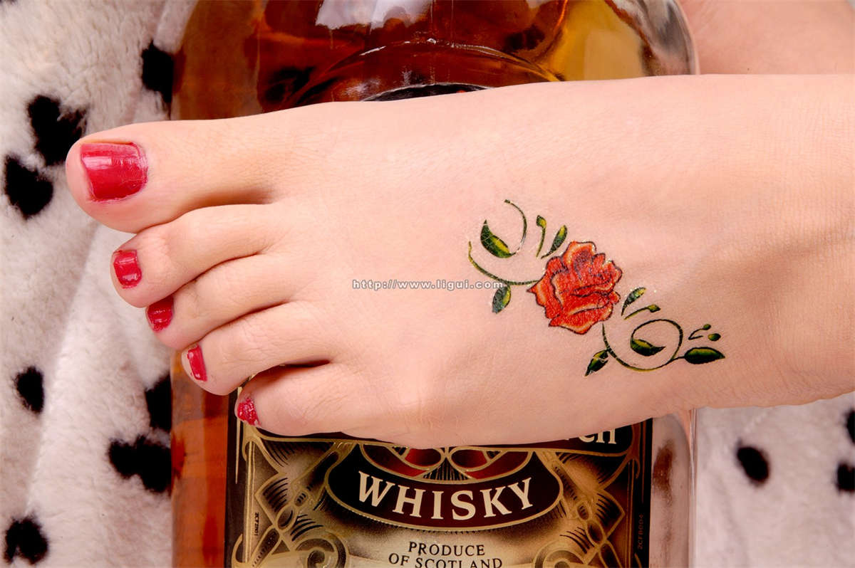 Ligui丽柜 2004-7-4-日更街拍