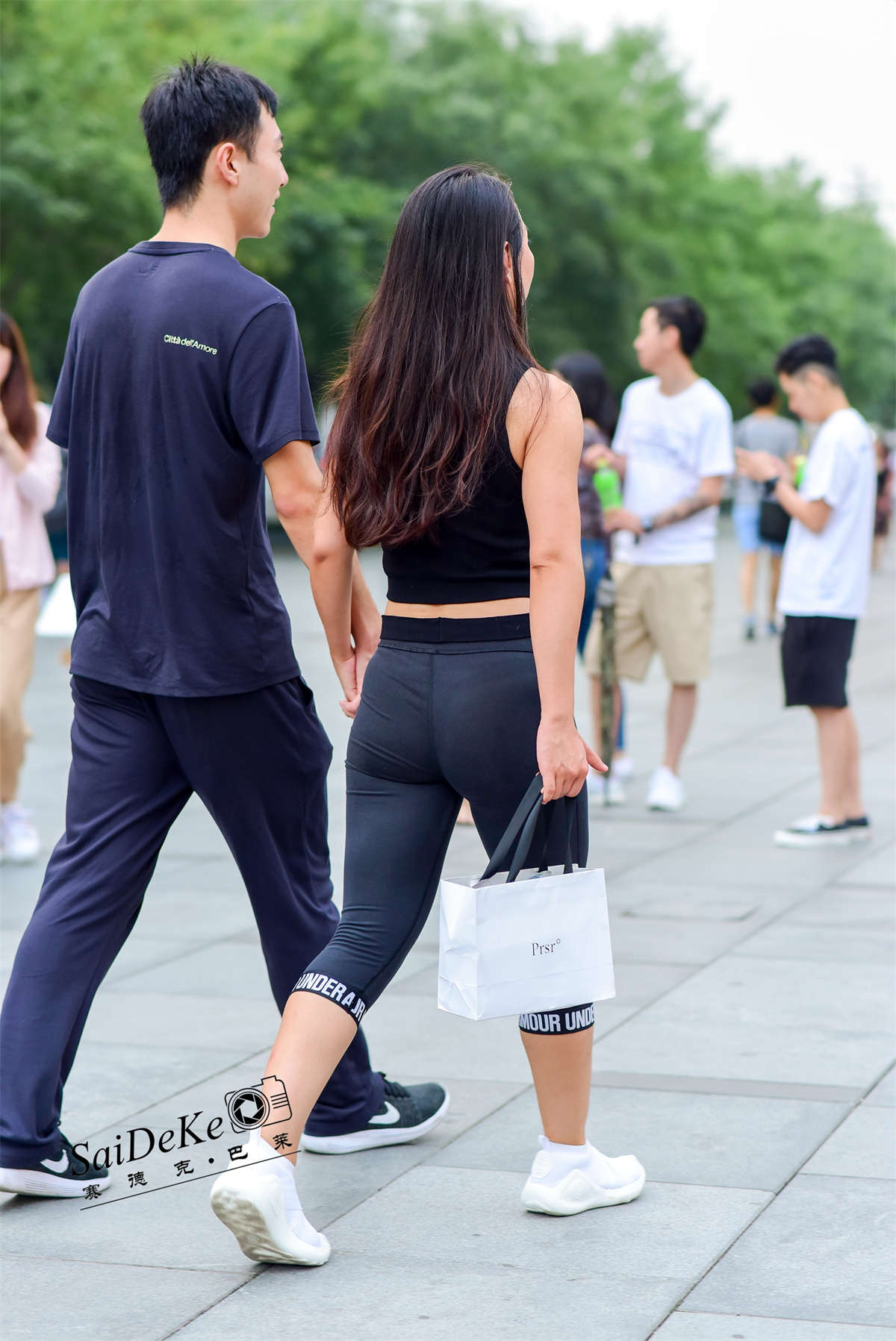 图片[2]-9.3 紧身瑜珈裤少妇-日更街拍