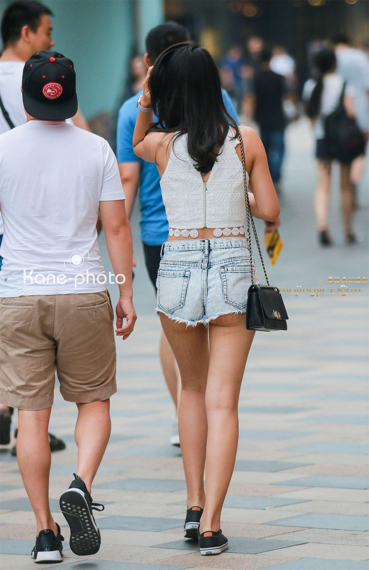 图片[2]-露脐 热裤-日更街拍