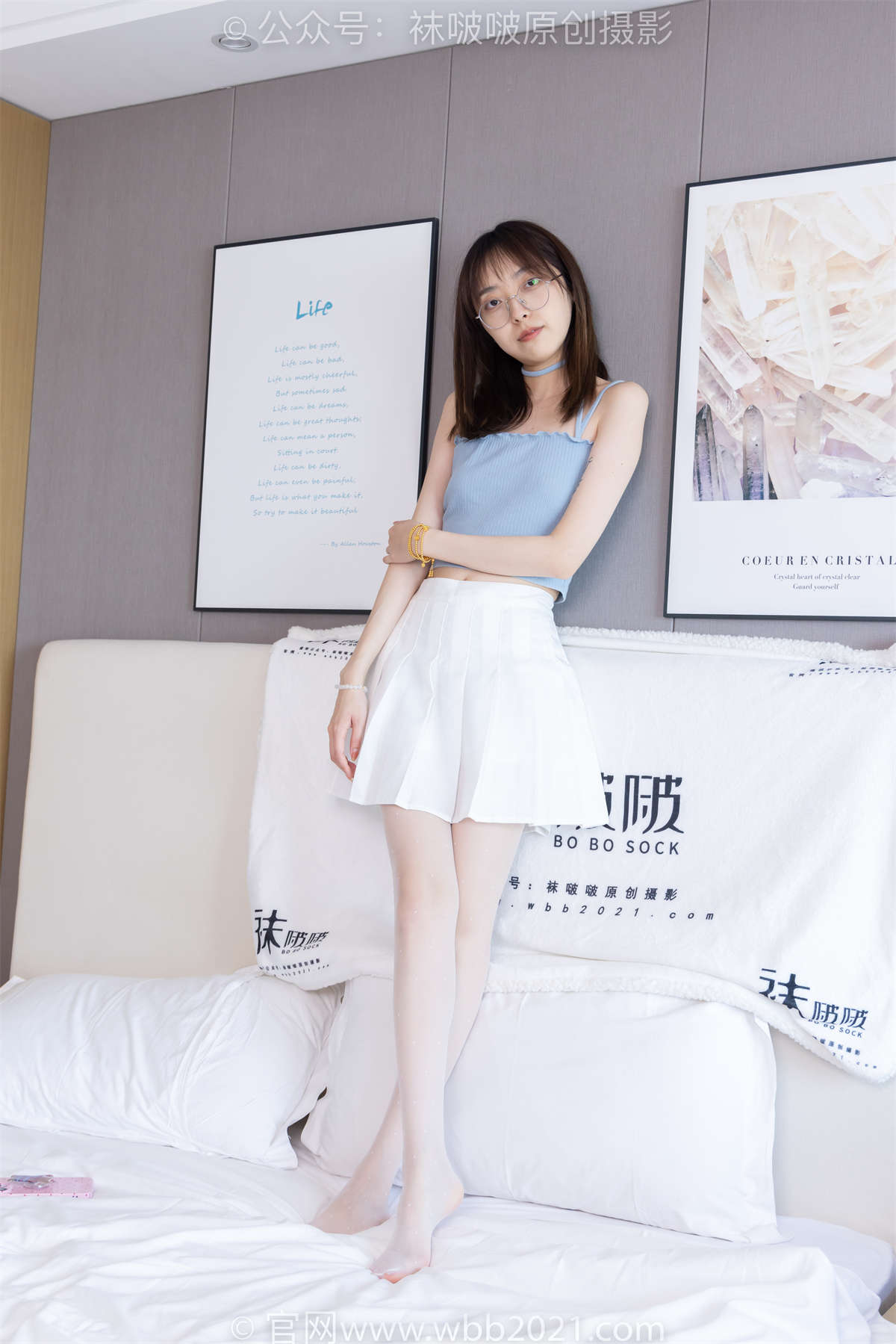 袜啵啵 No.403 稚予-高跟鞋、板鞋、波点黑丝（脚尖微加固款）、波点白丝（脚尖微加固款）花絮版-日更街拍