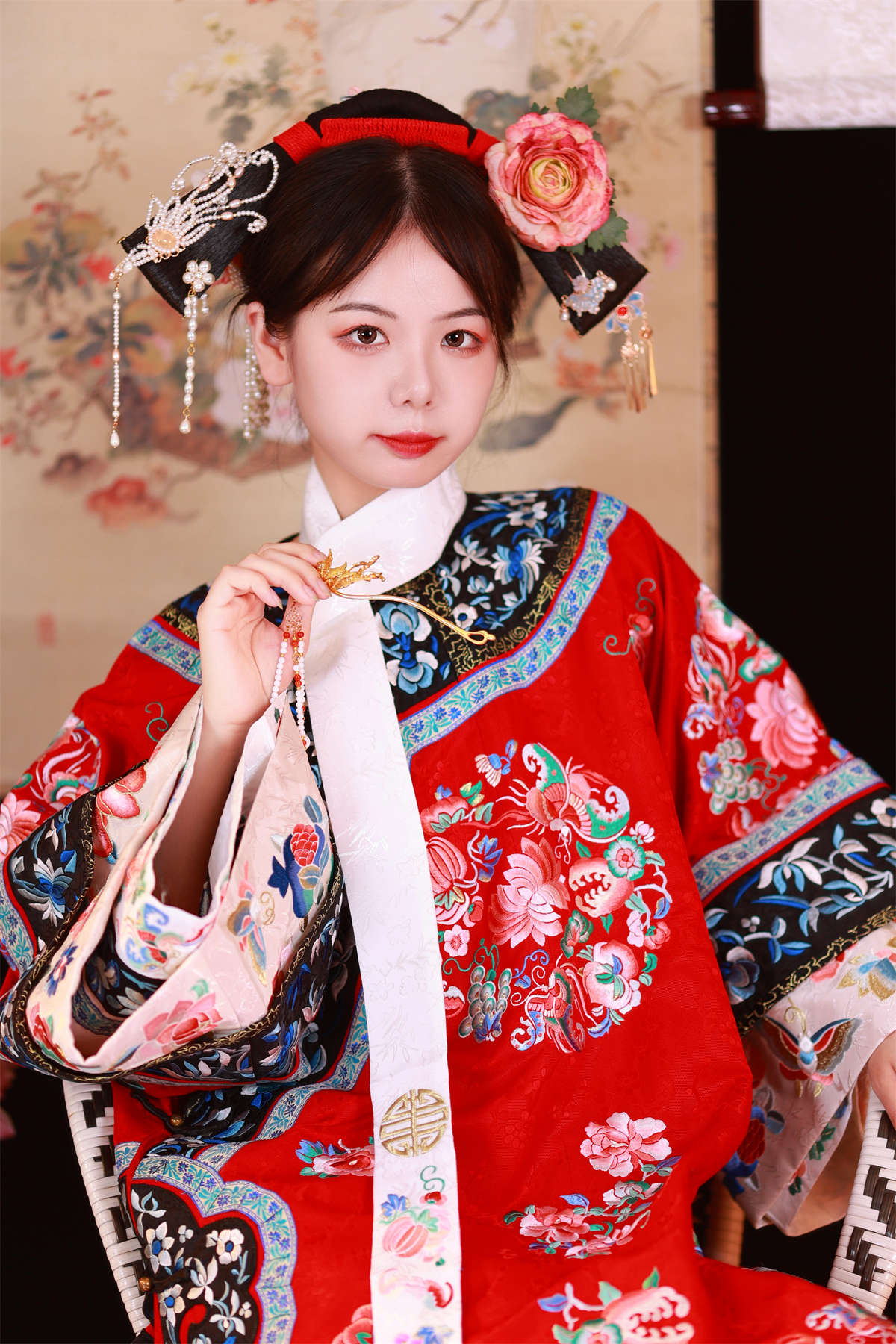 YITUYU艺图语 2023.09.15 红酥手 暮烟色CC-日更街拍