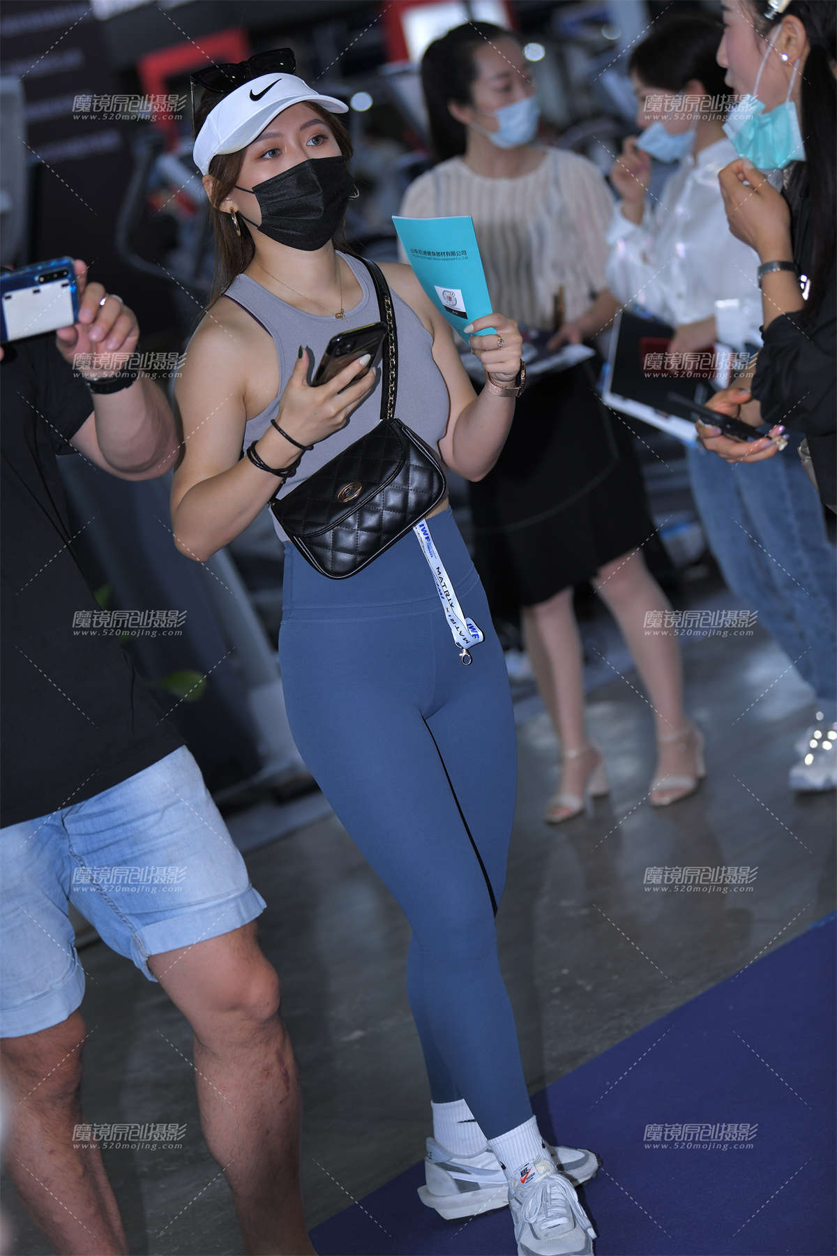 【咔喳赛帖】参观-日更街拍