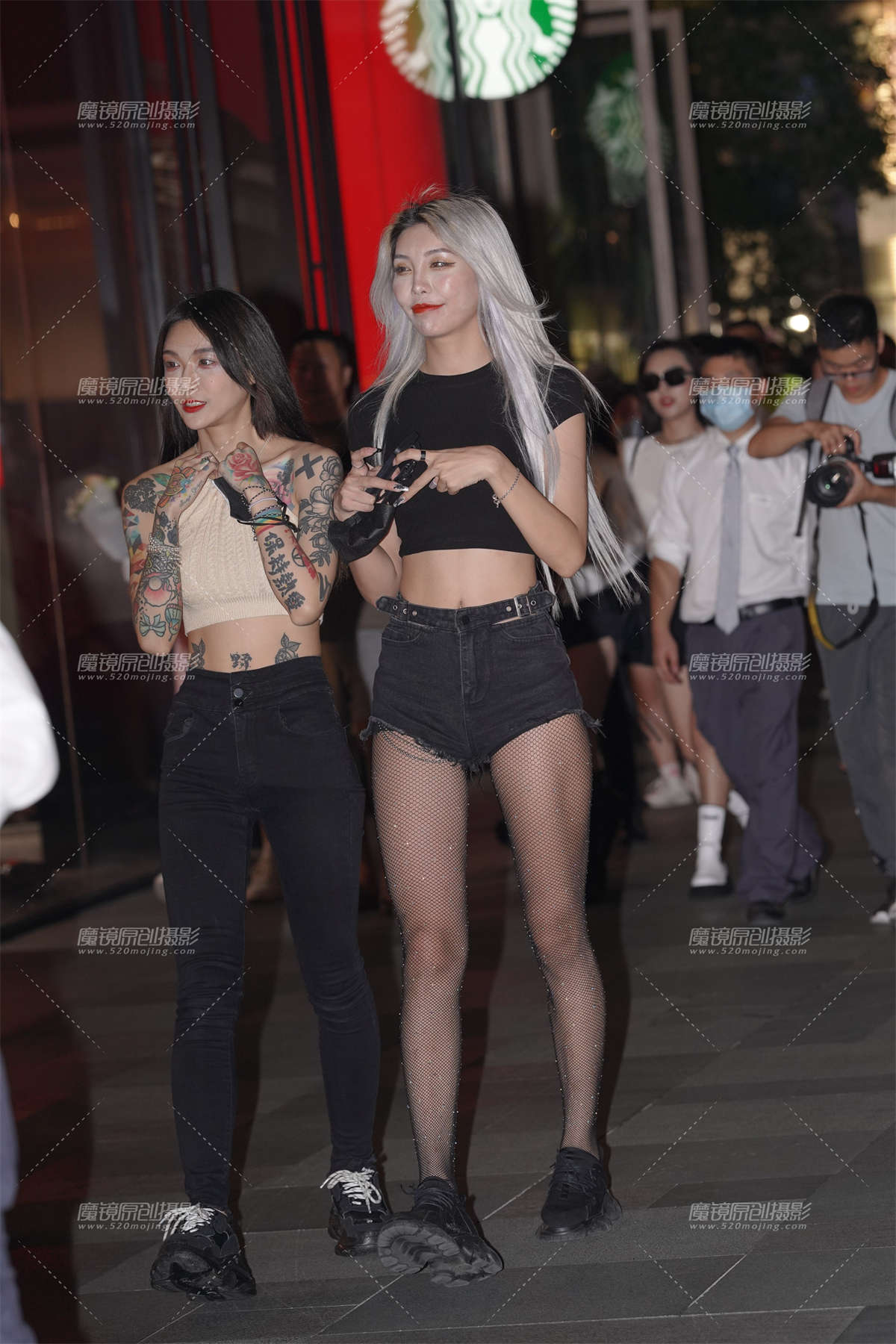 网袜热裤-日更街拍