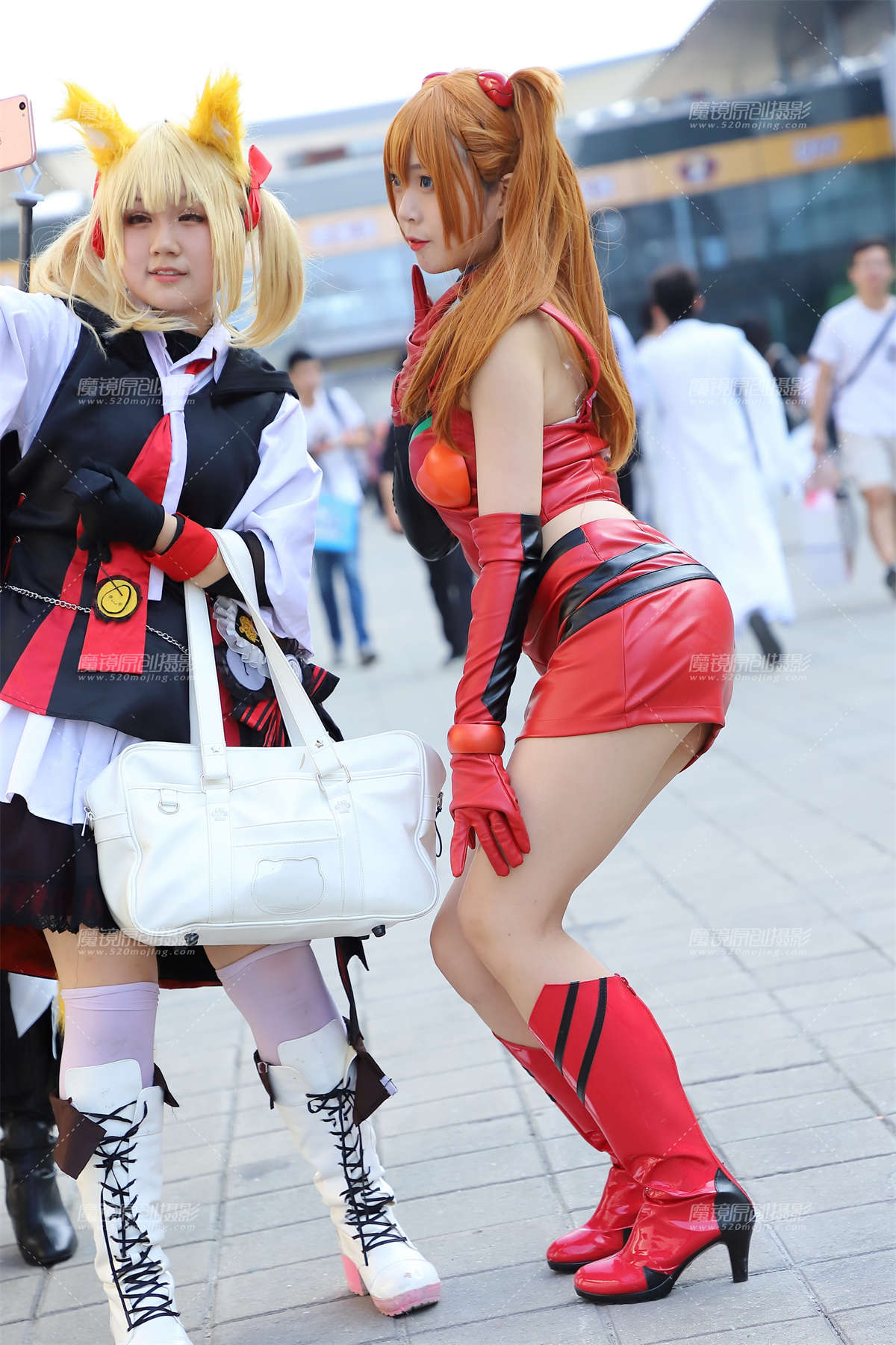 红色皮装coser-日更街拍