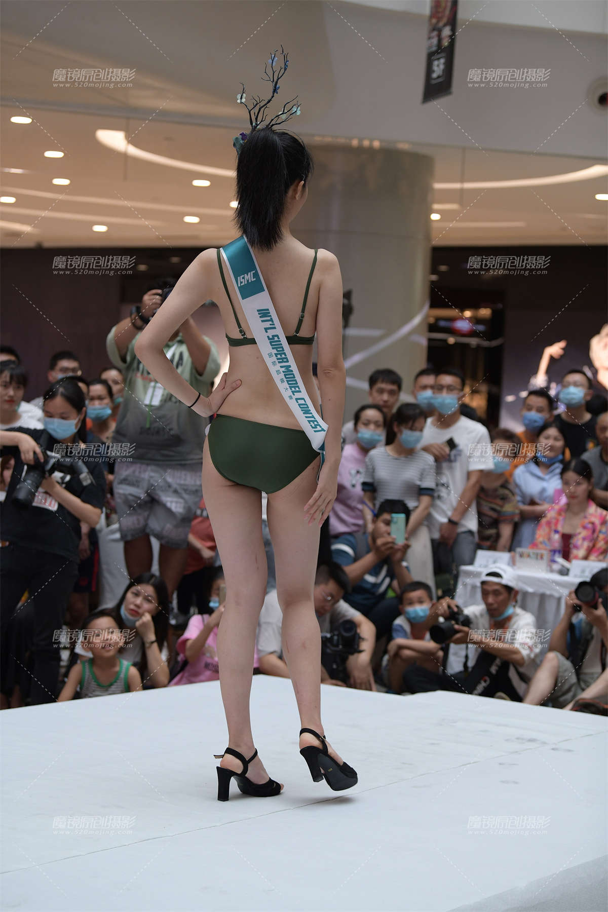 图片[2]-2020成都超模半决赛：16.18.21号选手-日更街拍