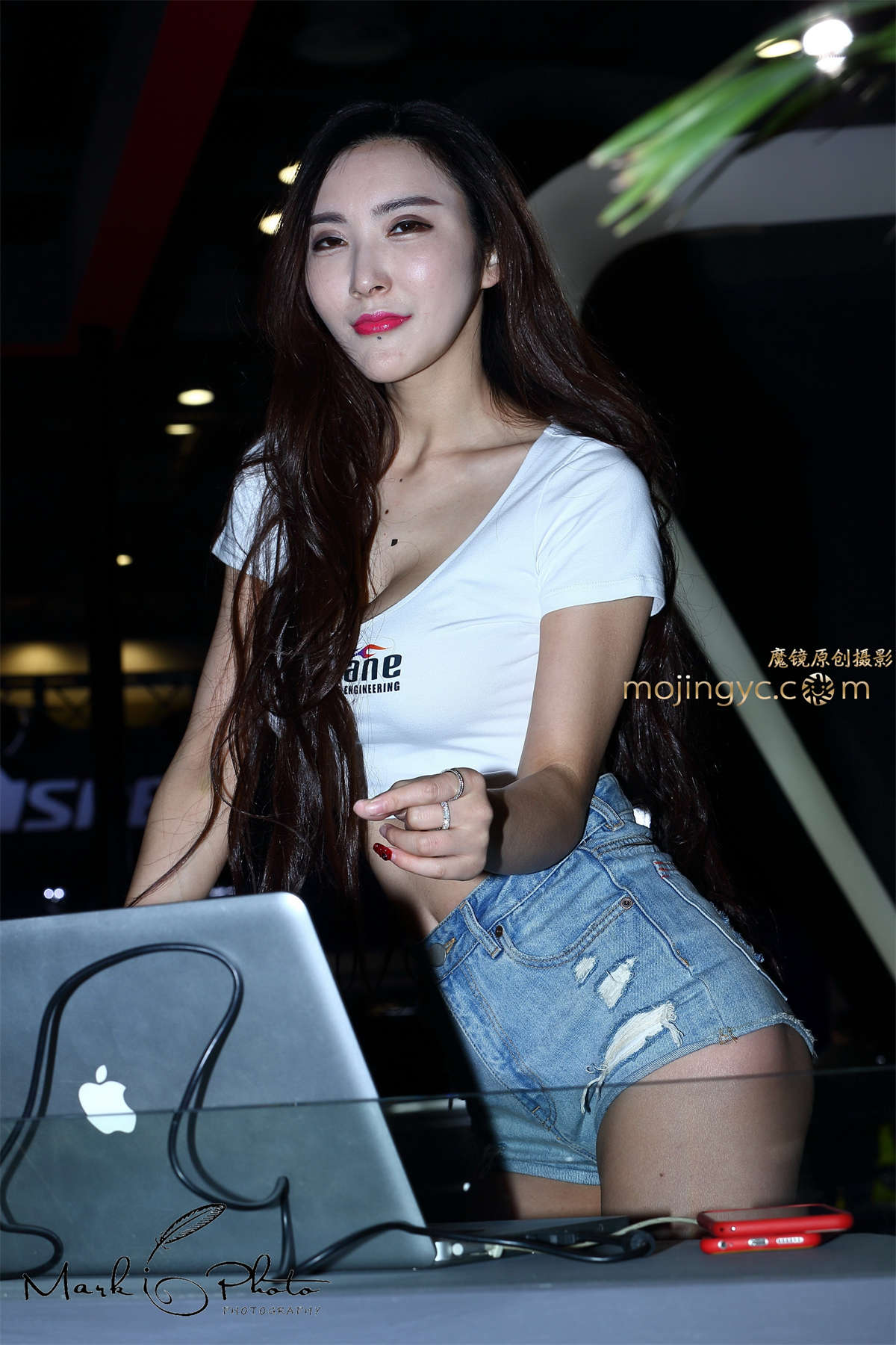 图片[2]-网红脸美臀DJ-日更街拍