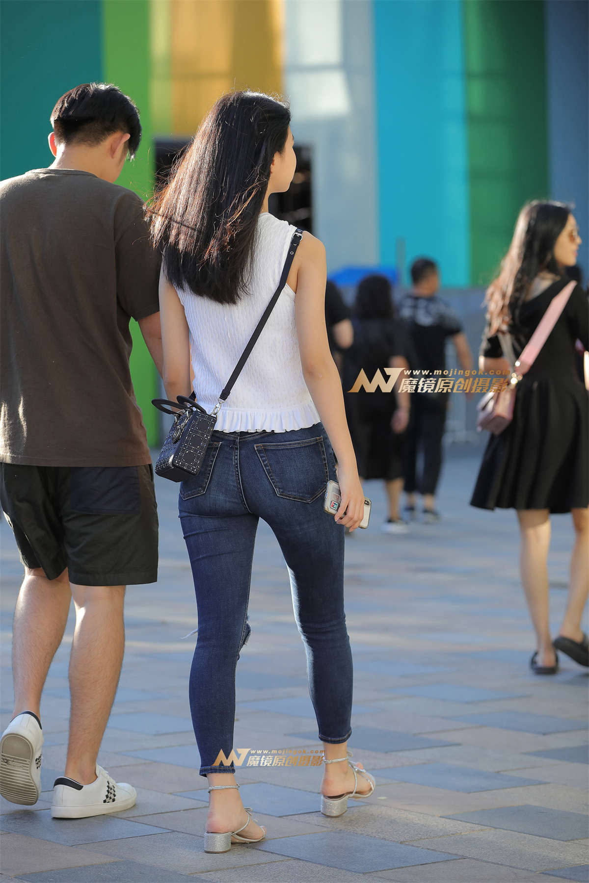 图片[2]-【视觉冲击赛贴】身材不赖的紧牛女友-日更街拍