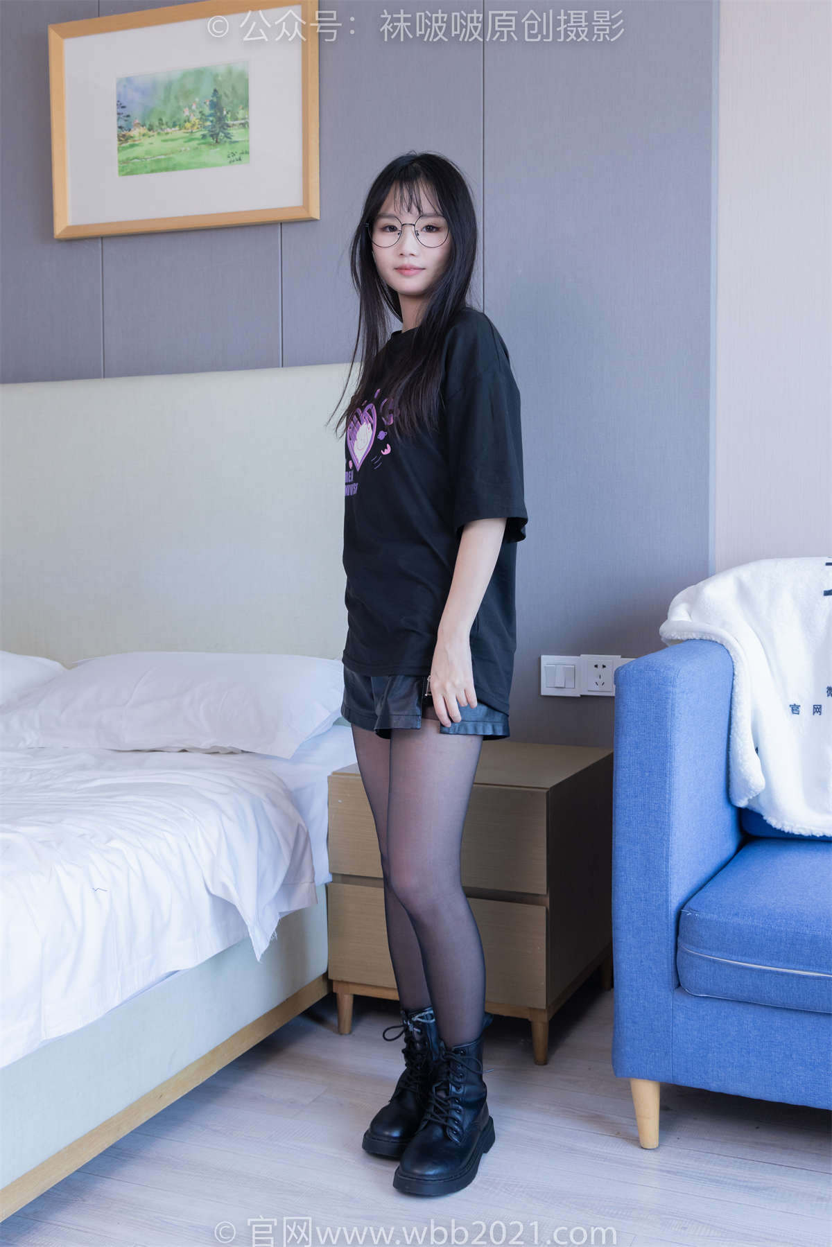 图片[2]-袜啵啵 No.406 甜甜圈-马丁靴、黑丝（脚尖加固款）花絮版-日更街拍