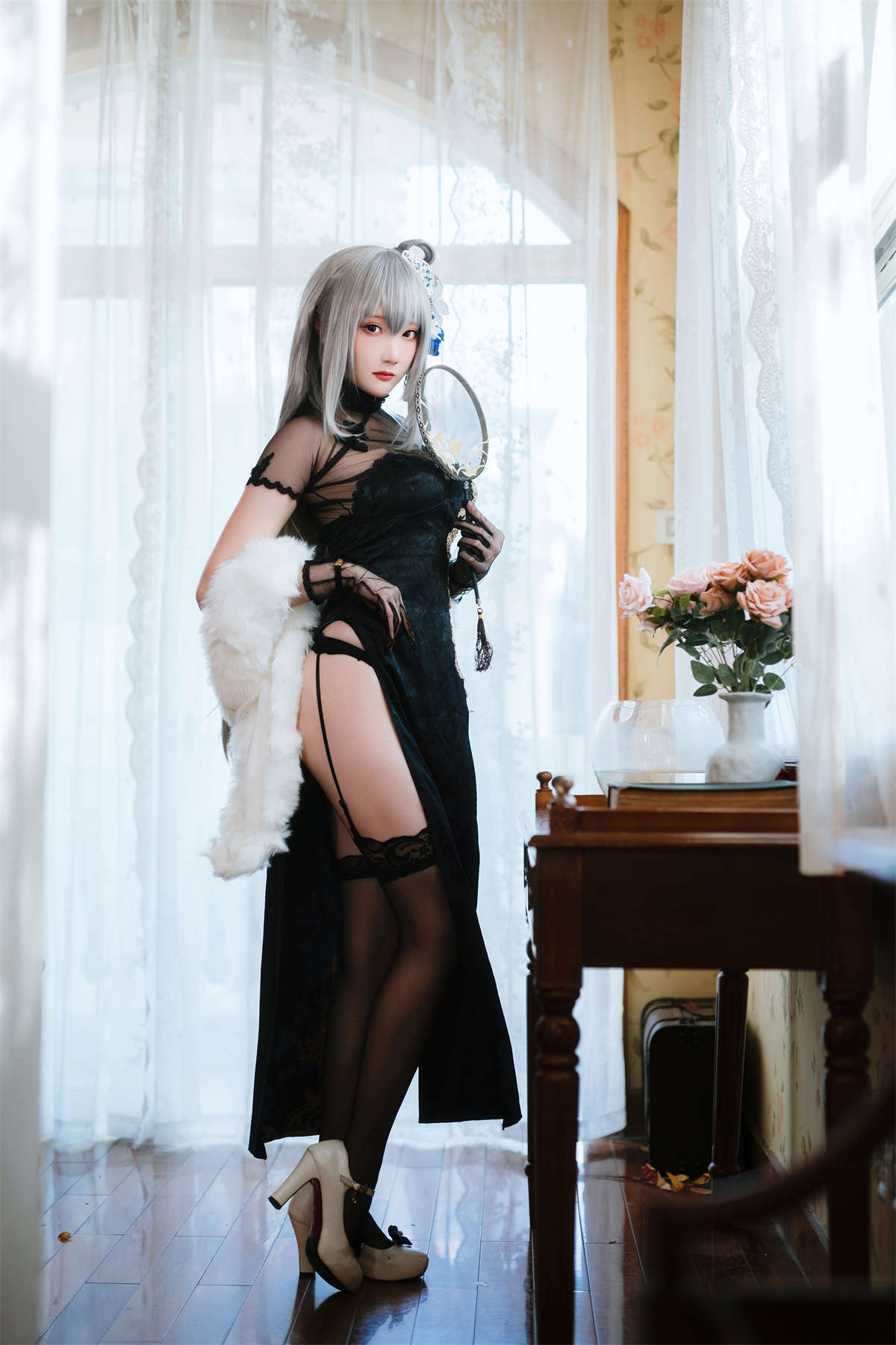 图片[2]-微博知名coser瓜希酱 碧蓝航线 路易九世旗袍-日更街拍