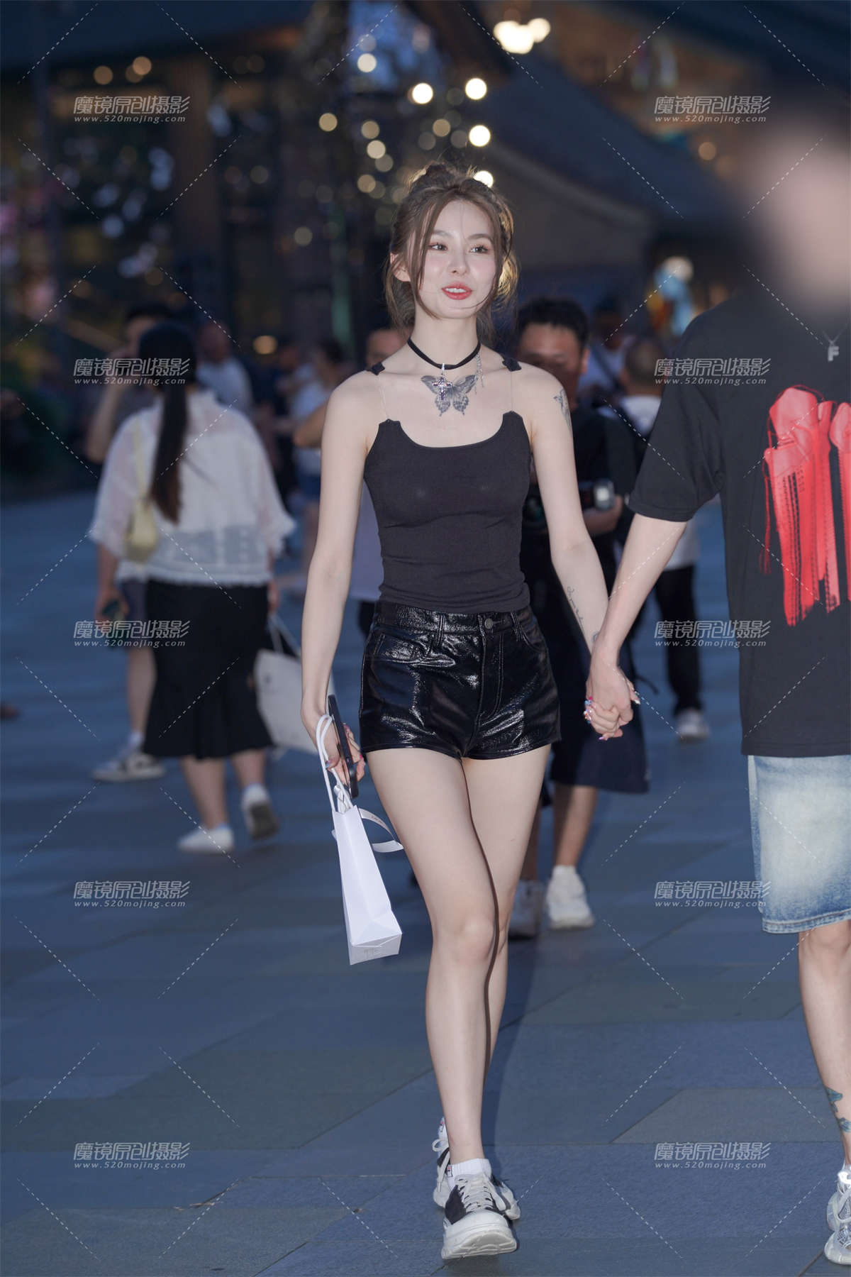 靓丽小姐姐-日更街拍