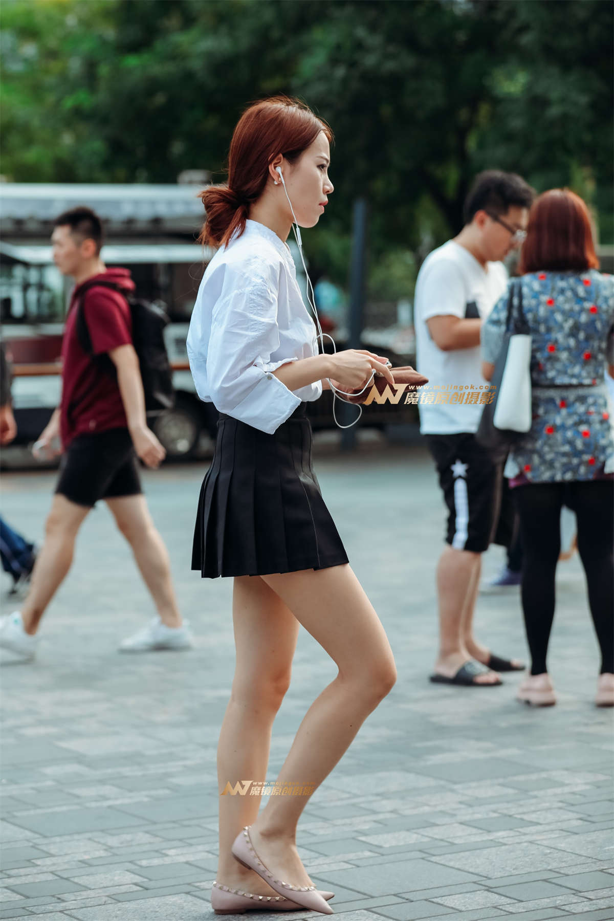 图片[2]-我已拜倒在你石榴裙下-日更街拍