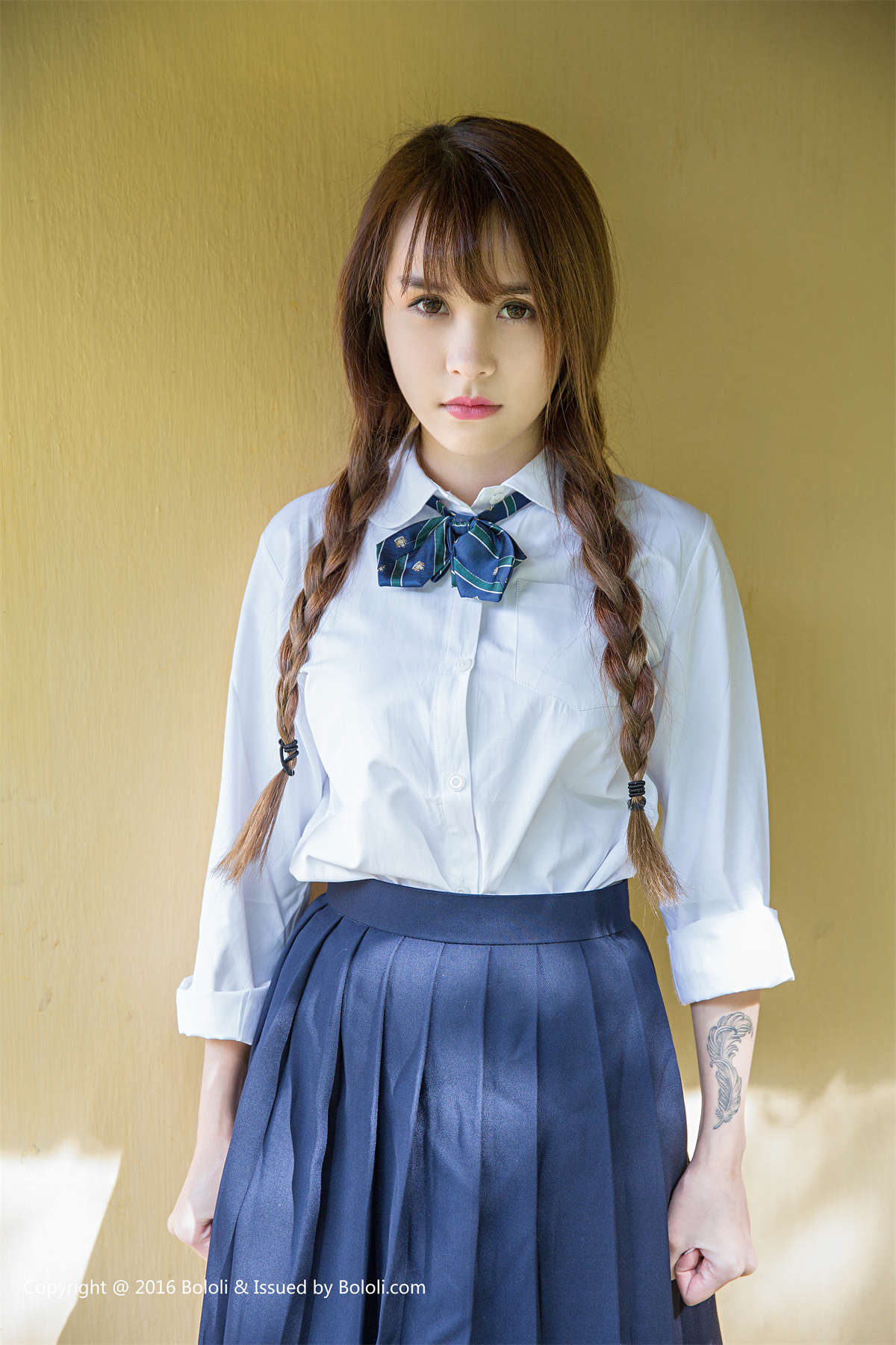 Bololi波萝社 BOL.023 柳侑绮 夏美酱 七宝VS夏美-日更街拍