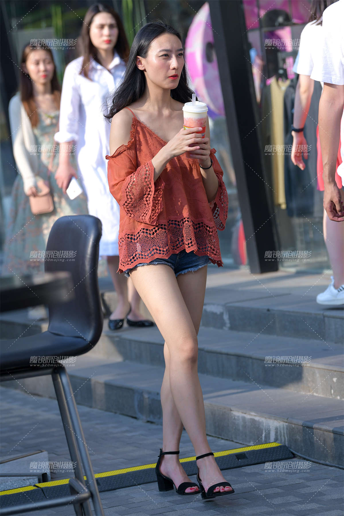 【街拍之魂赛帖】热裤美女-日更街拍