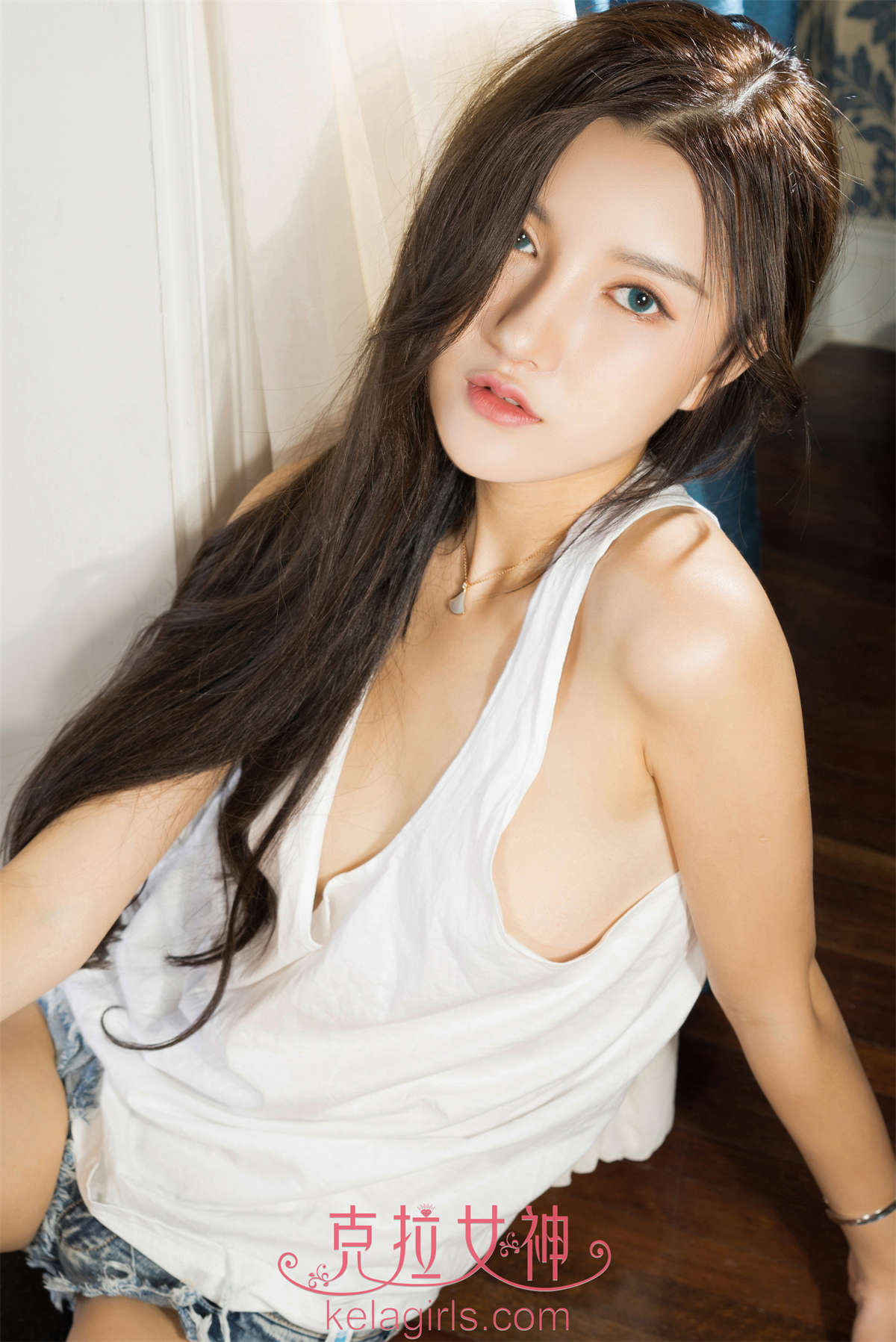 Kelagirls克拉女神 2017.11.10 Luna 你身上的味道-日更街拍