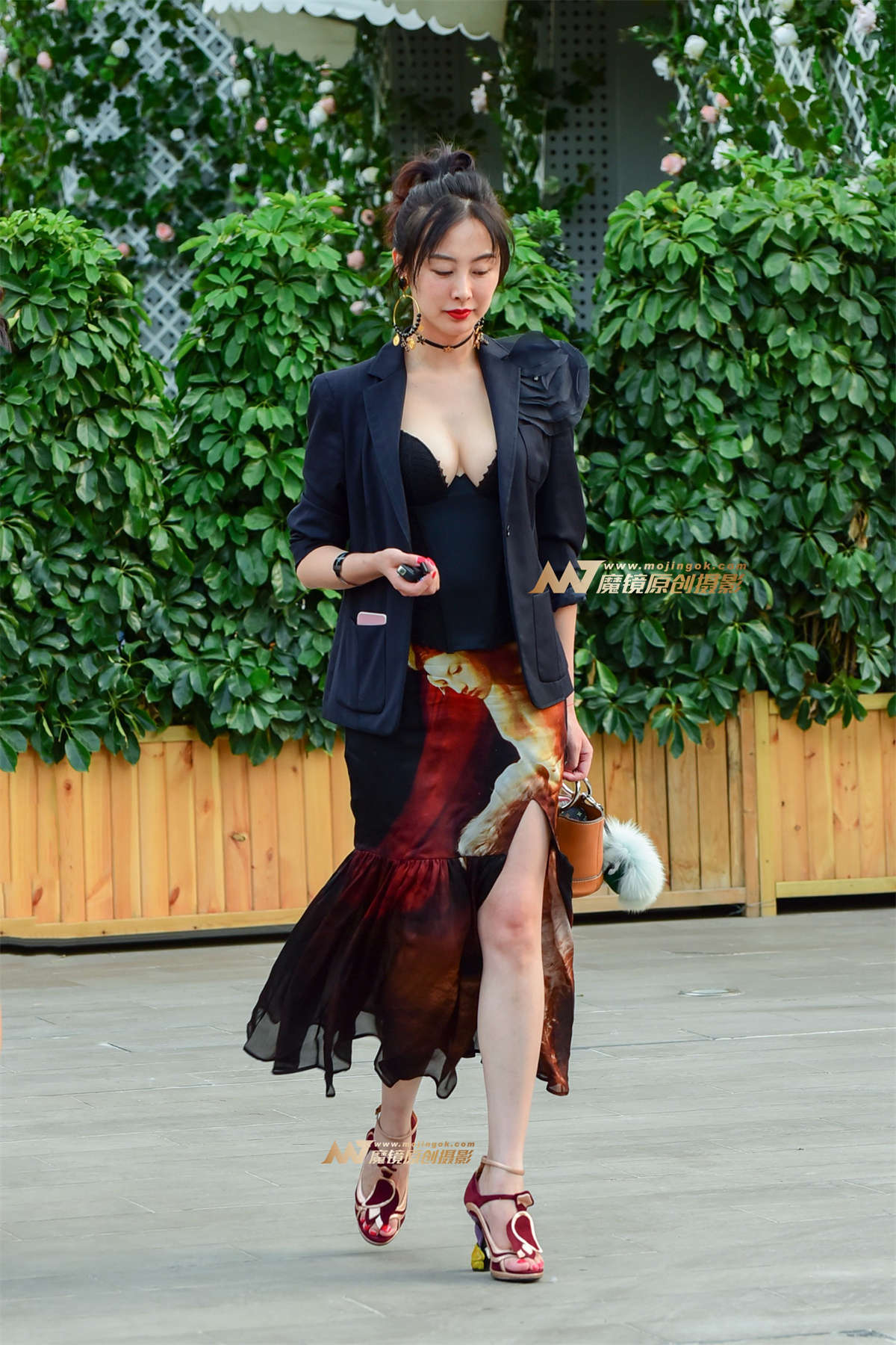 明星范十足的气质女-日更街拍