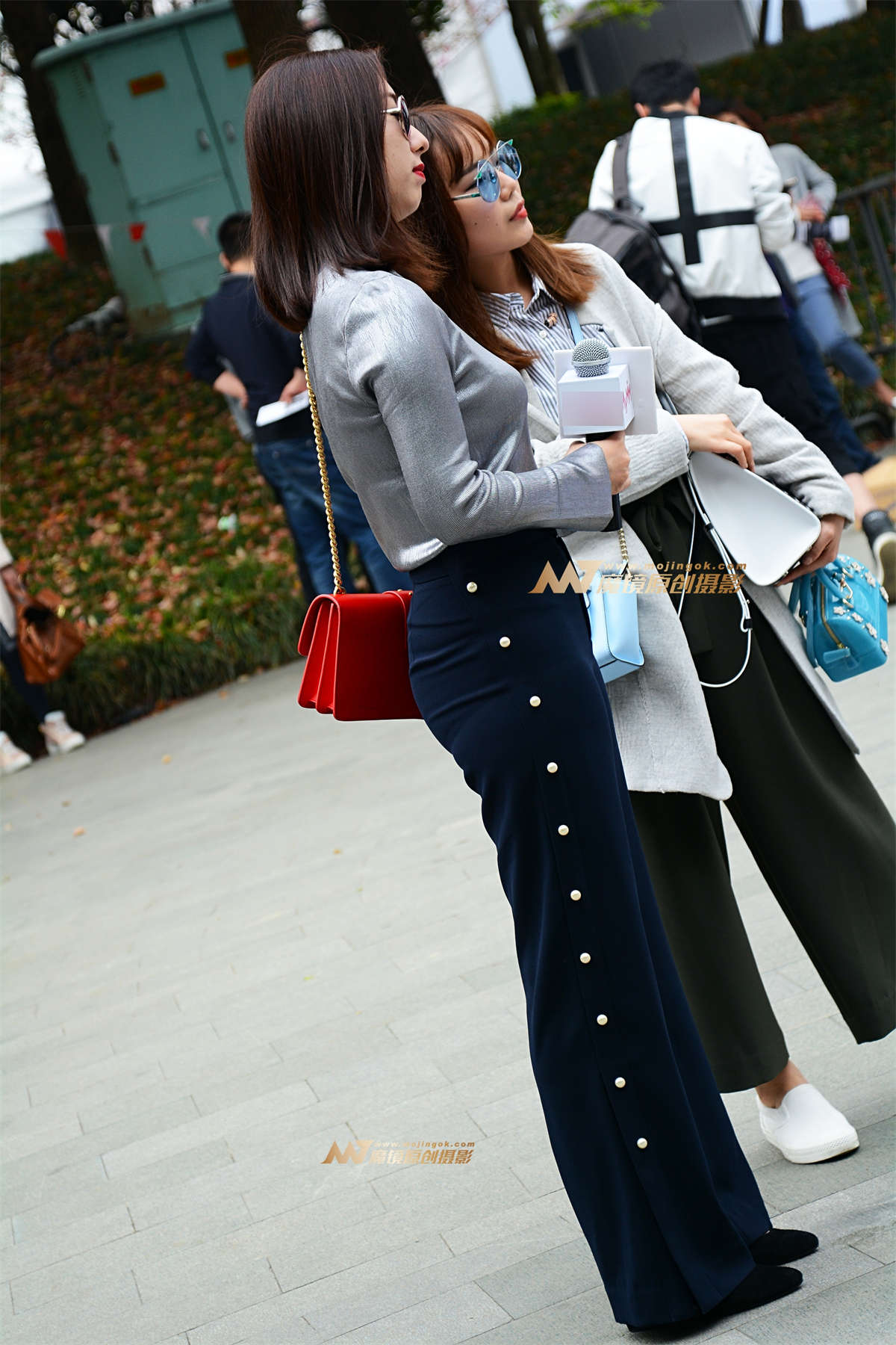 图片[2]-丰韵少妇-日更街拍