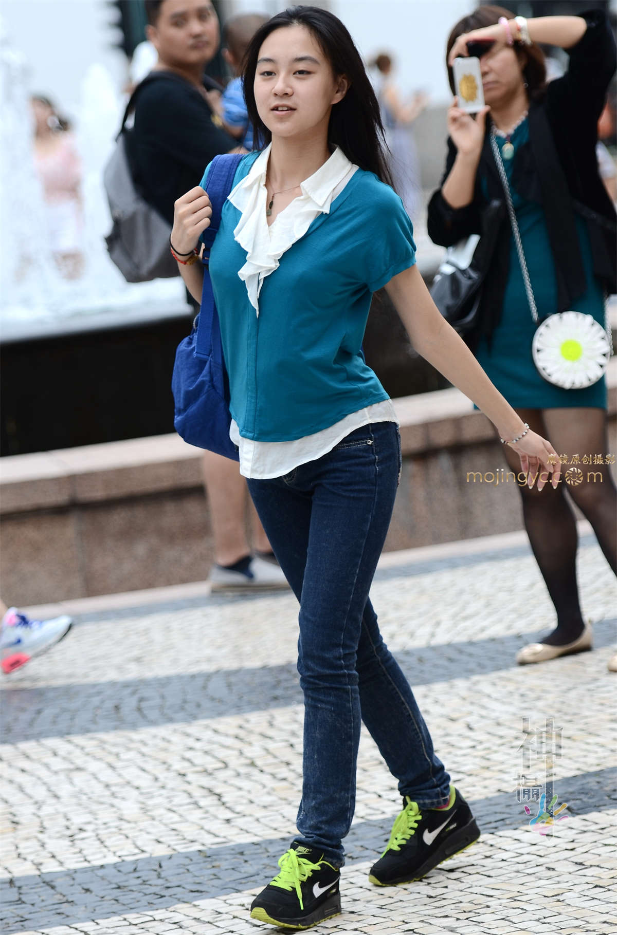 【神摄手原创】蓝牛小妹（11P）-日更街拍