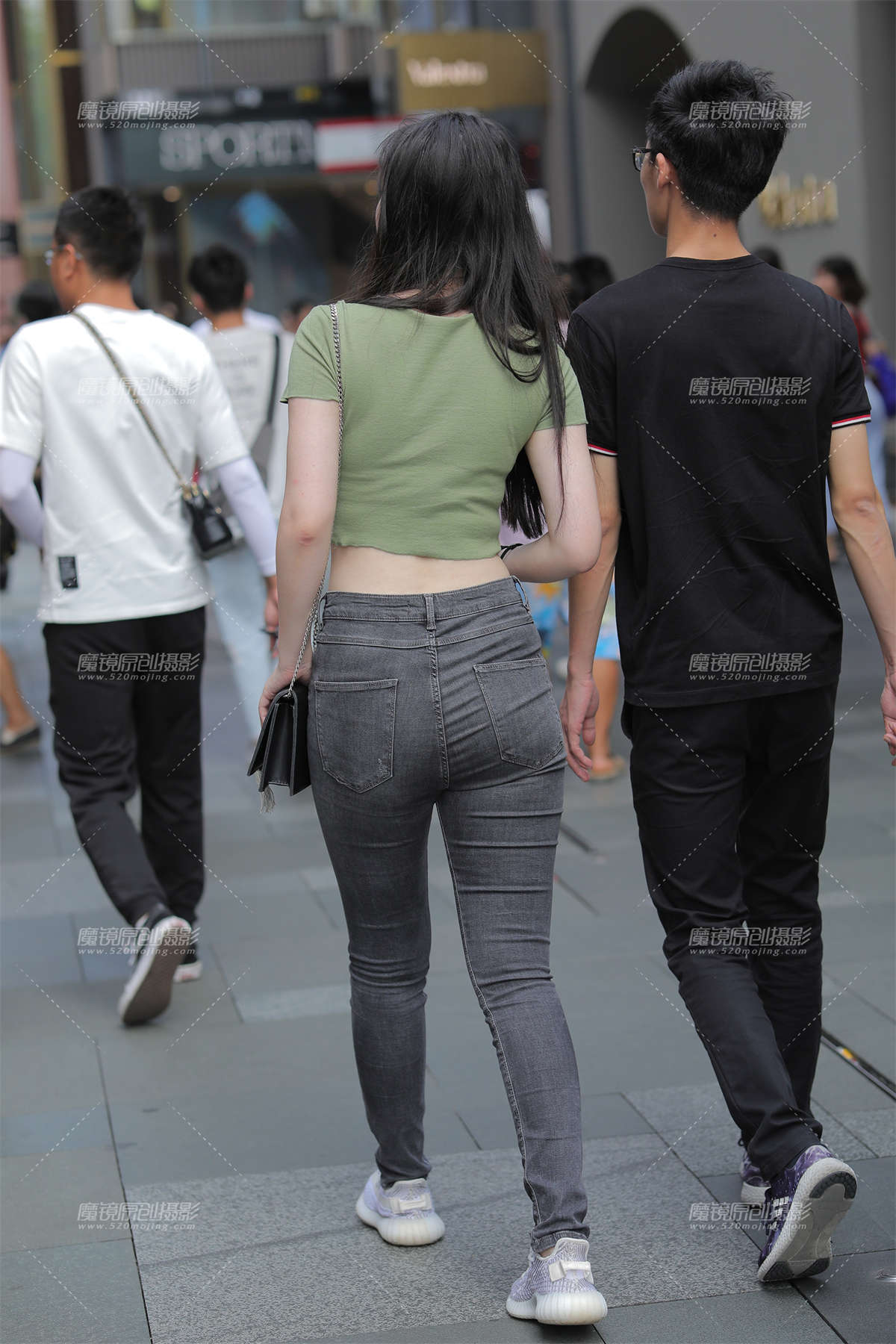 图片[2]-【补档】好可爱肉肉的大眼美眉-日更街拍