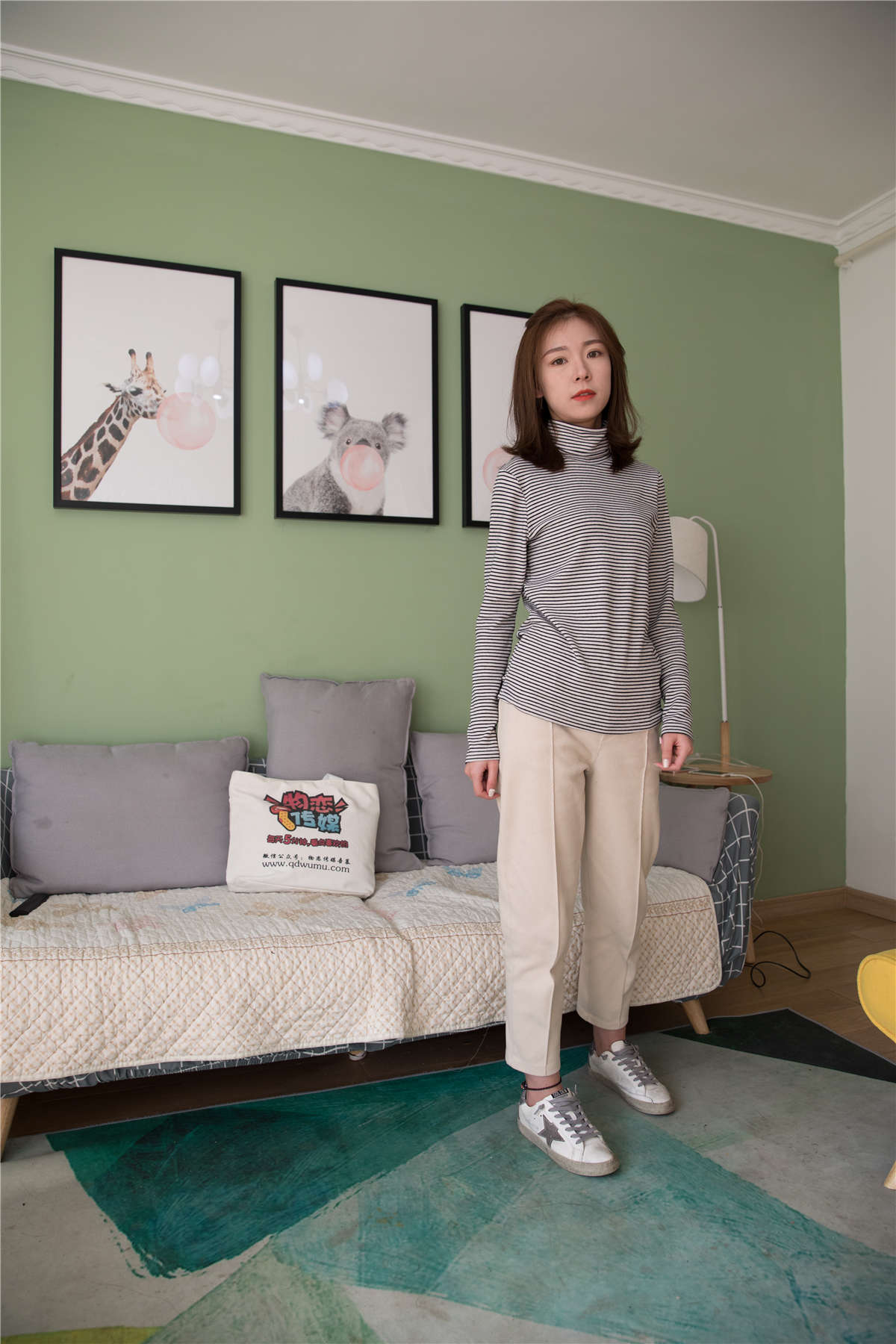 物恋传媒311期：婷婷-午后私语-日更街拍