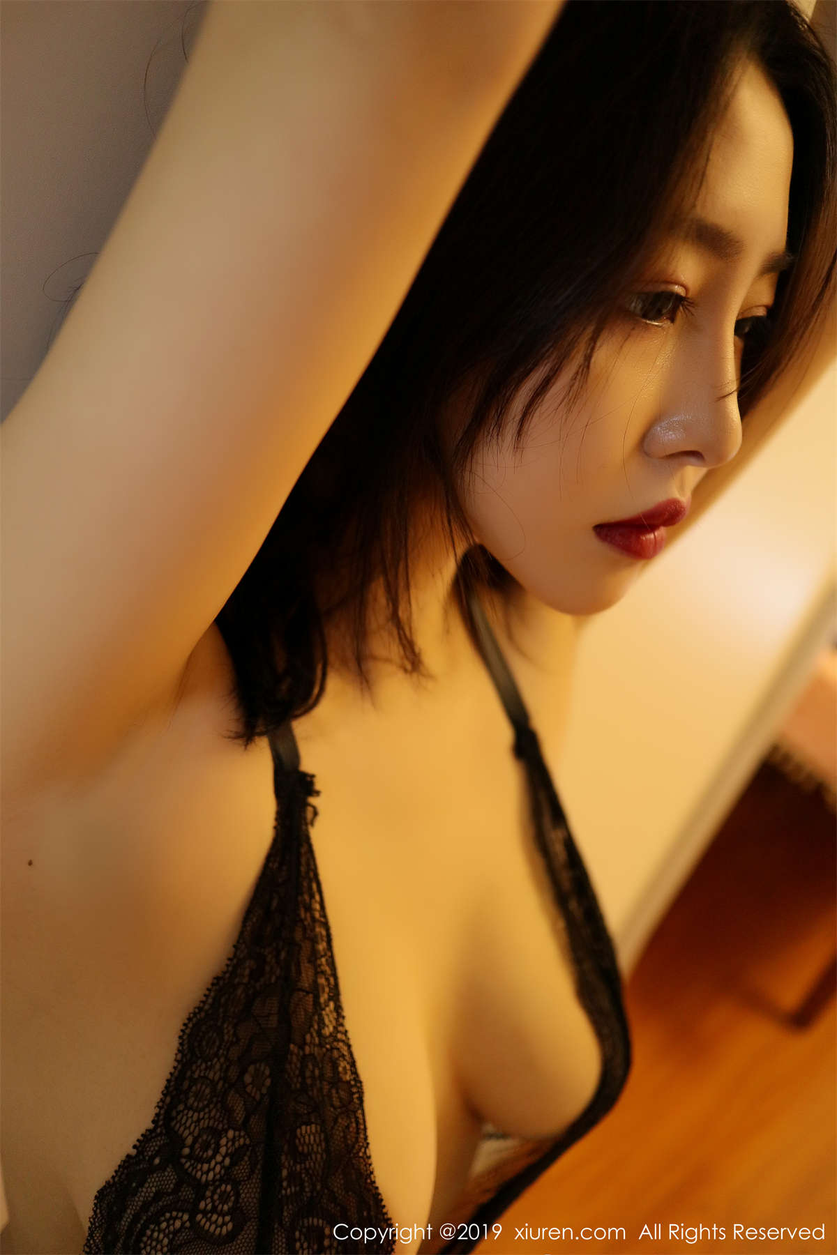 Xiuren秀人网 2019.07.25 NO.1571 瑶啊摇的瑶-日更街拍