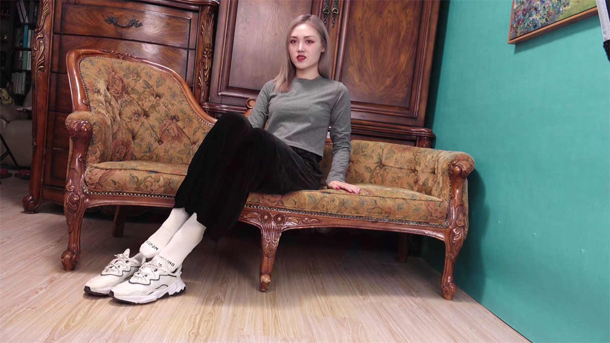 图片[2]-Sexy Asian Girls Feet Vol.032 菲雪展示她性感的裸足-日更街拍