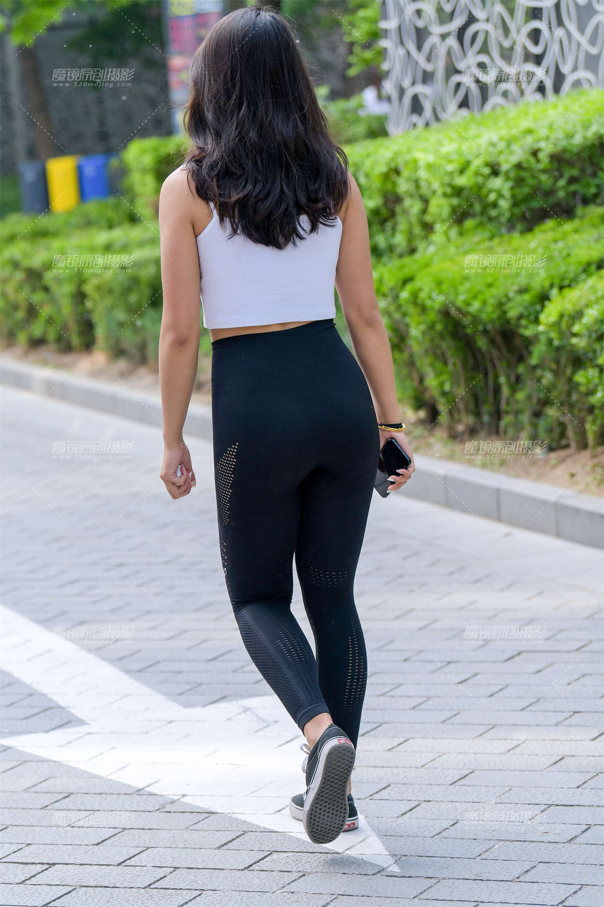 图片[2]-【红石赛帖】黑色瑜伽裤美女-日更街拍