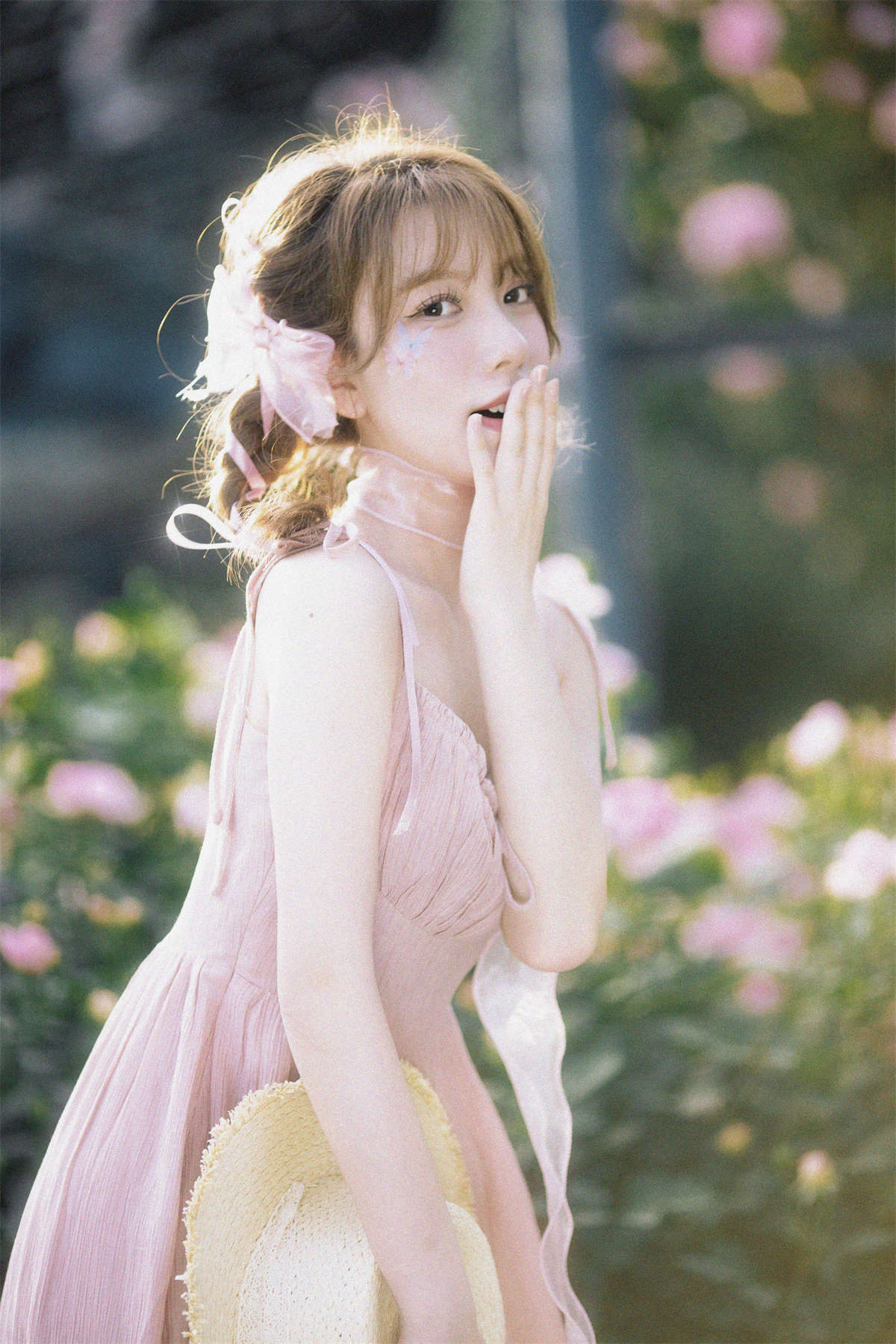 YITUYU艺图语 2023.09.16 玫瑰花园 小黄鱼插图1