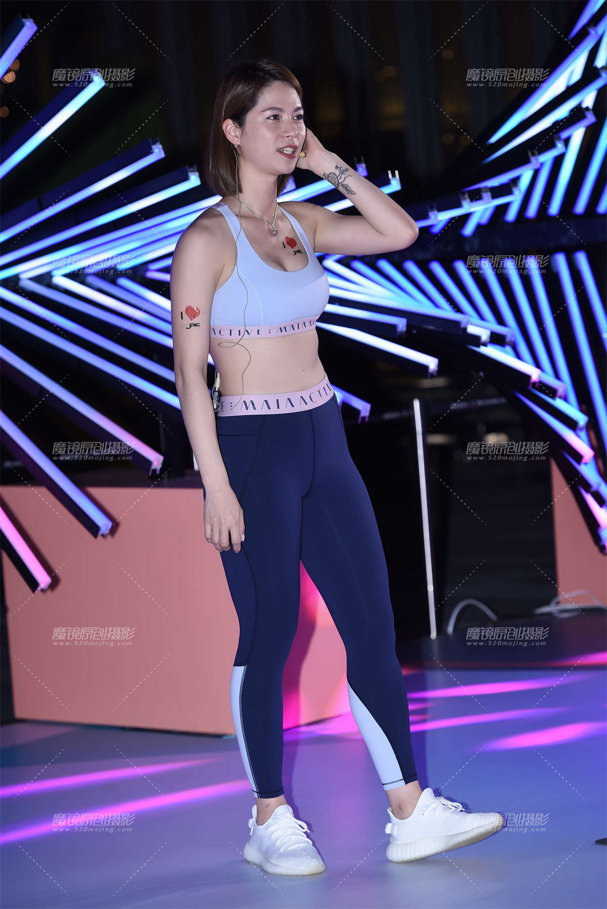 【咔喳赛帖】爱心-日更街拍