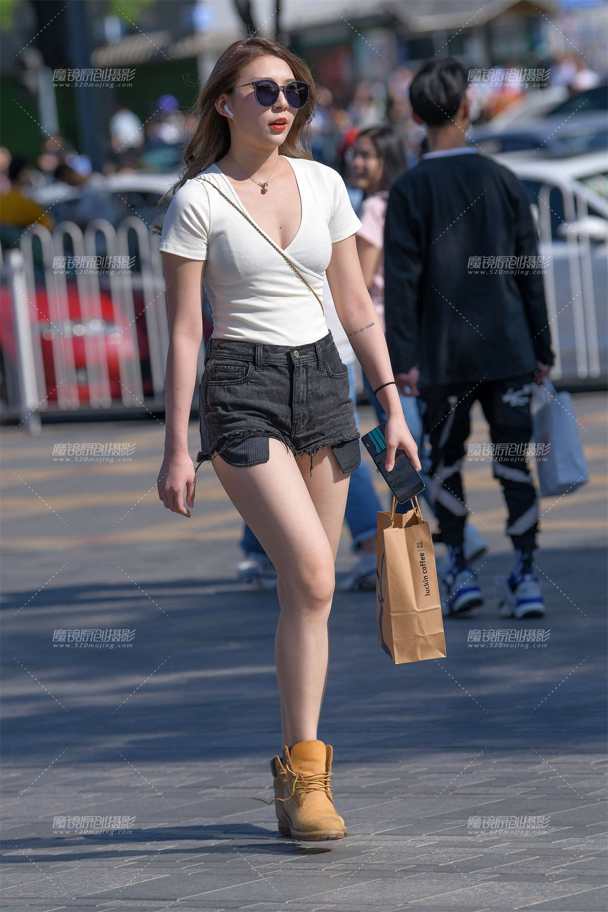 【红石赛帖】性感热裤美女-日更街拍