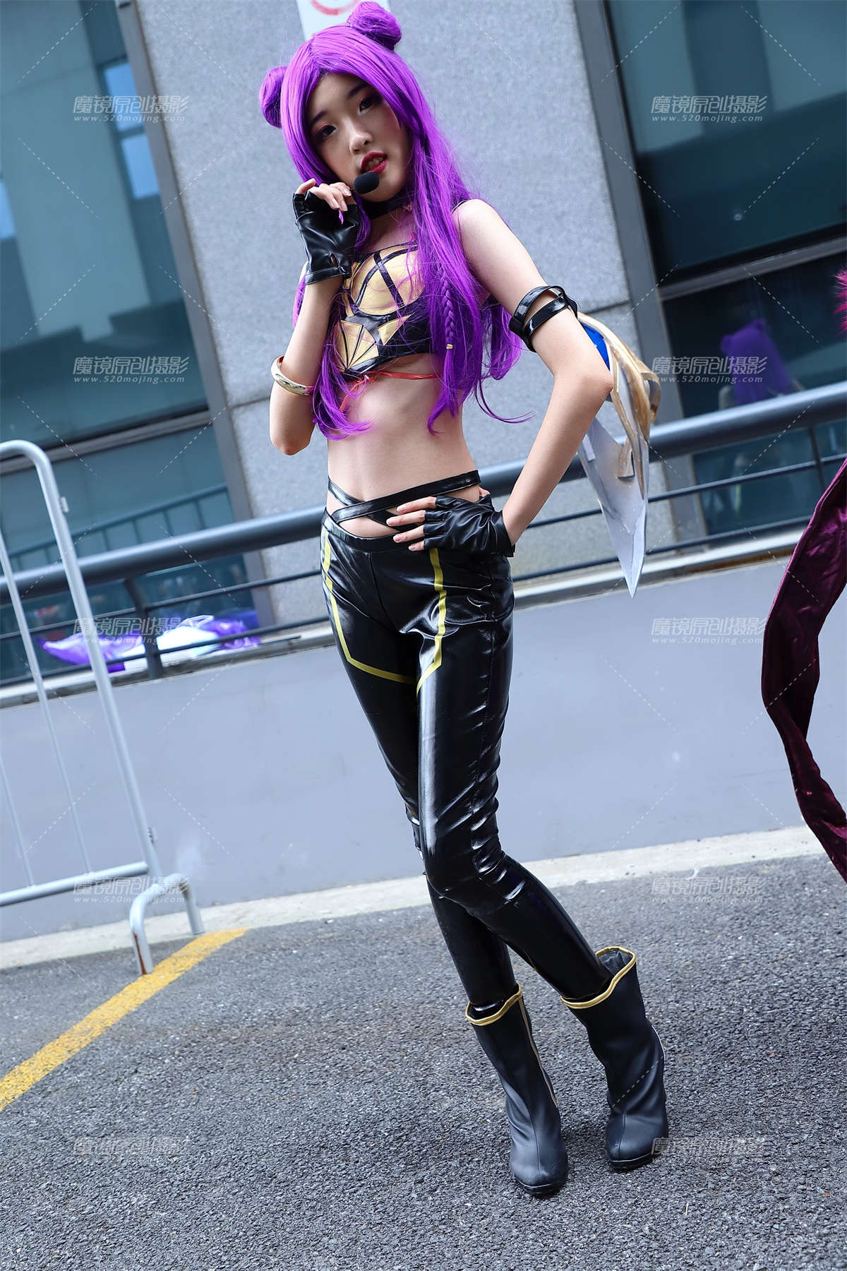 紫发皮裤coser2插图1