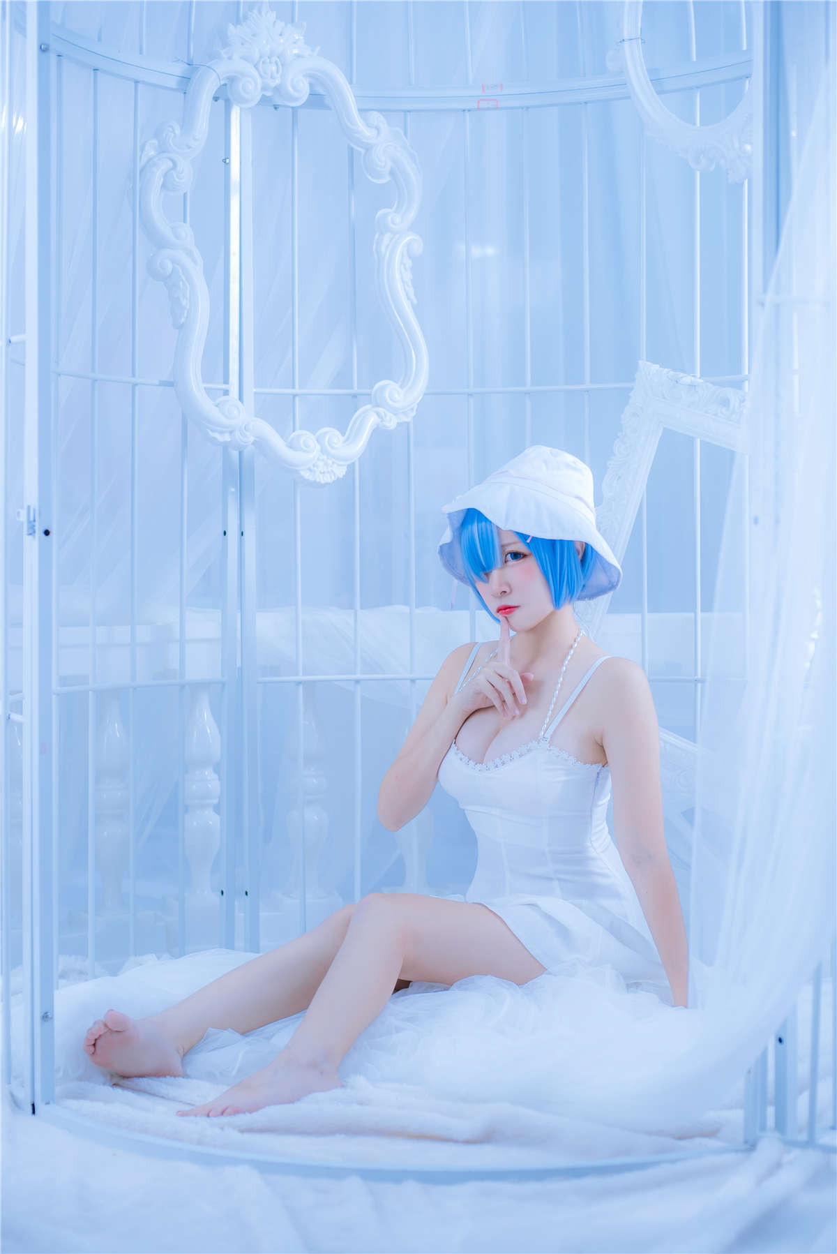 图片[2]-高产型Coser-二佐Nisa  雷姆白裙-日更街拍