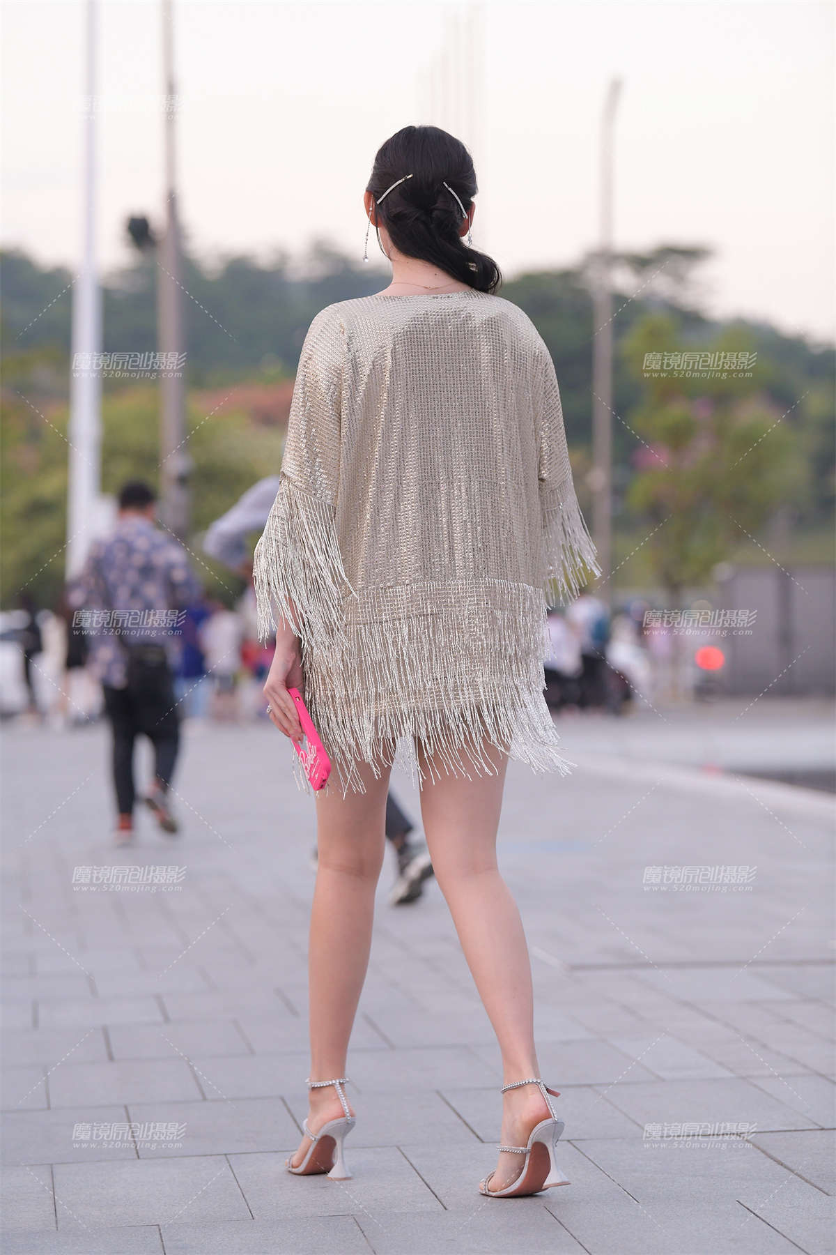 图片[2]-高挑的性感美女~爱了-日更街拍