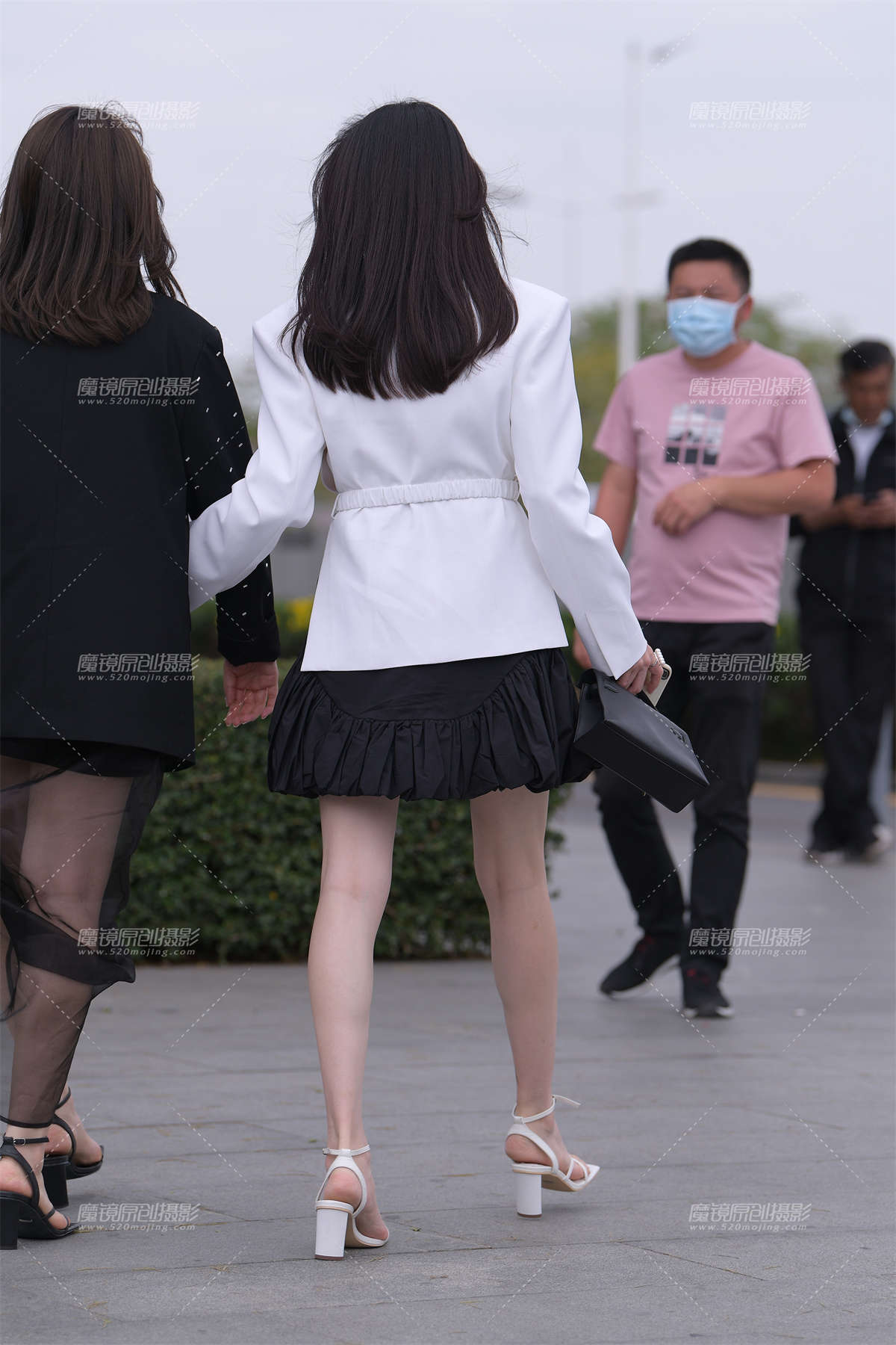 图片[2]-她，给我的感觉真好~-日更街拍