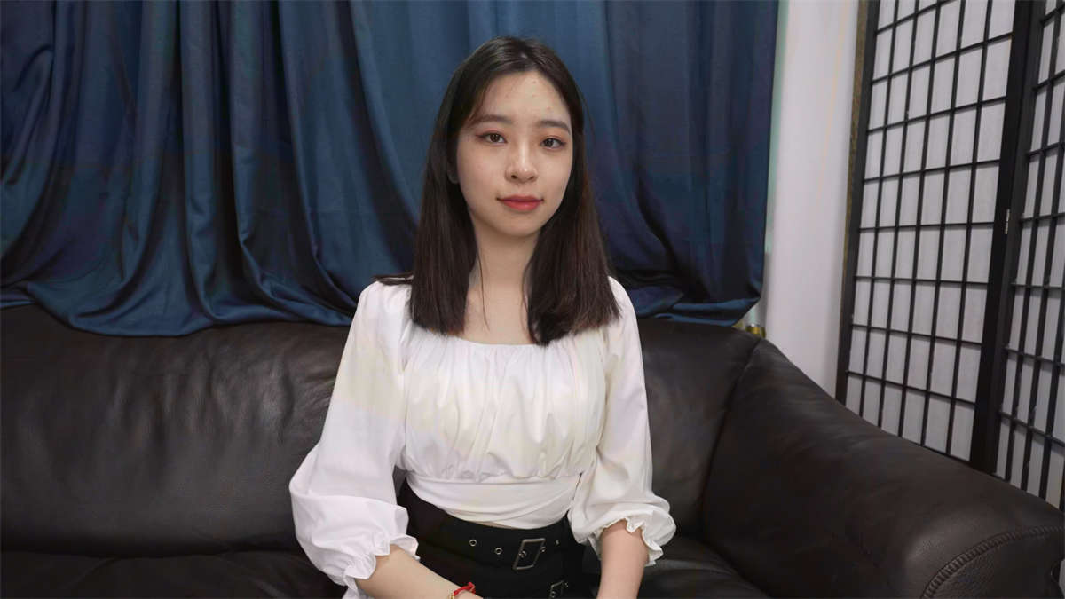 图片[2]-Sexy Asian Girls Feet Vol.037 美女YIYI性感的40码大脚丫-日更街拍