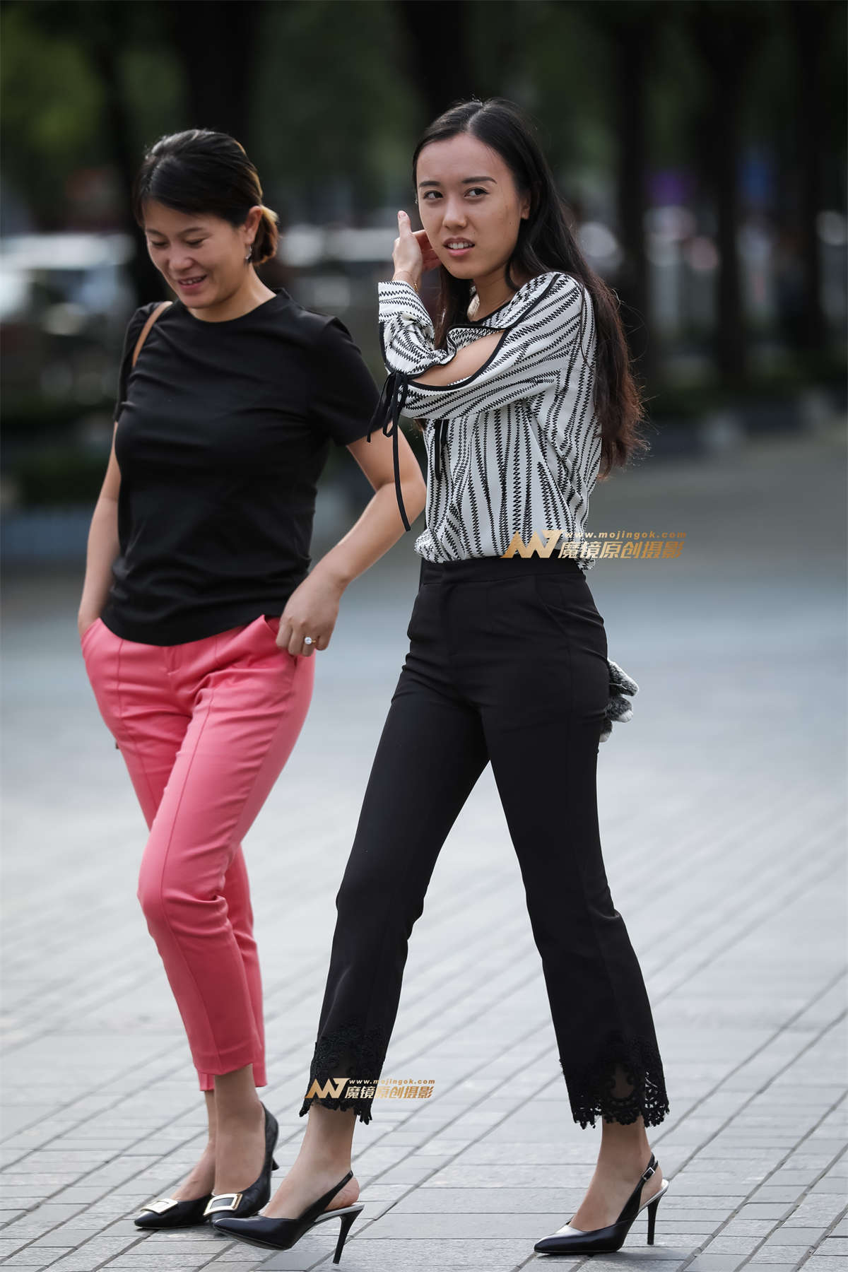 长腿少妇-日更街拍